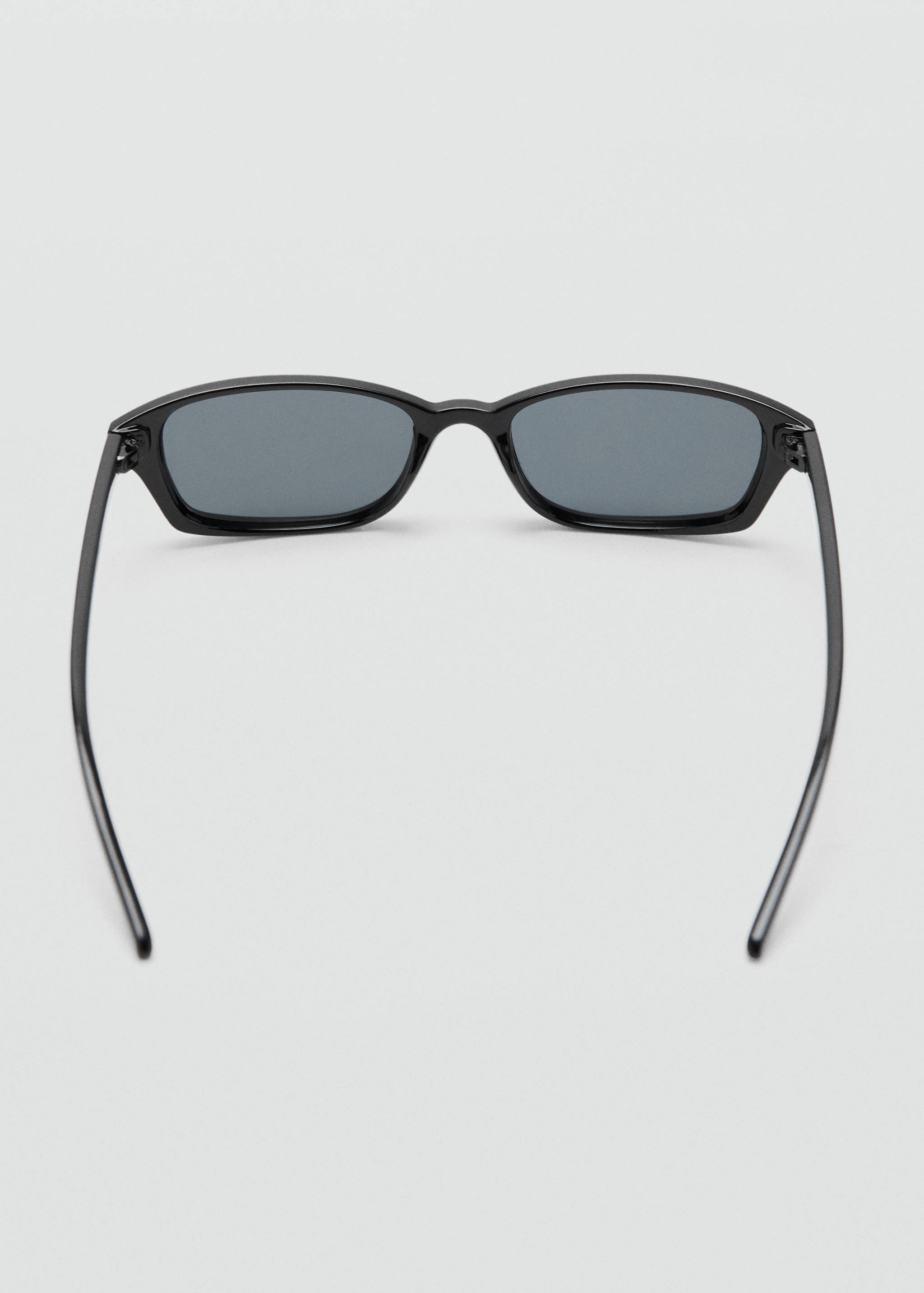 Thin-frame sunglasses - Details of the article 1