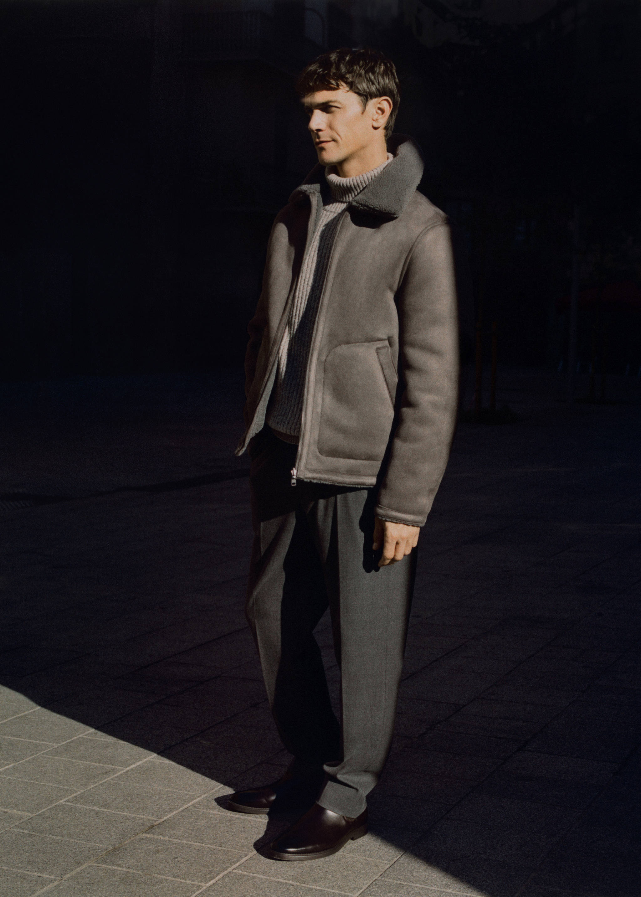 Regular fit micro-check trousers - Details of the article 5