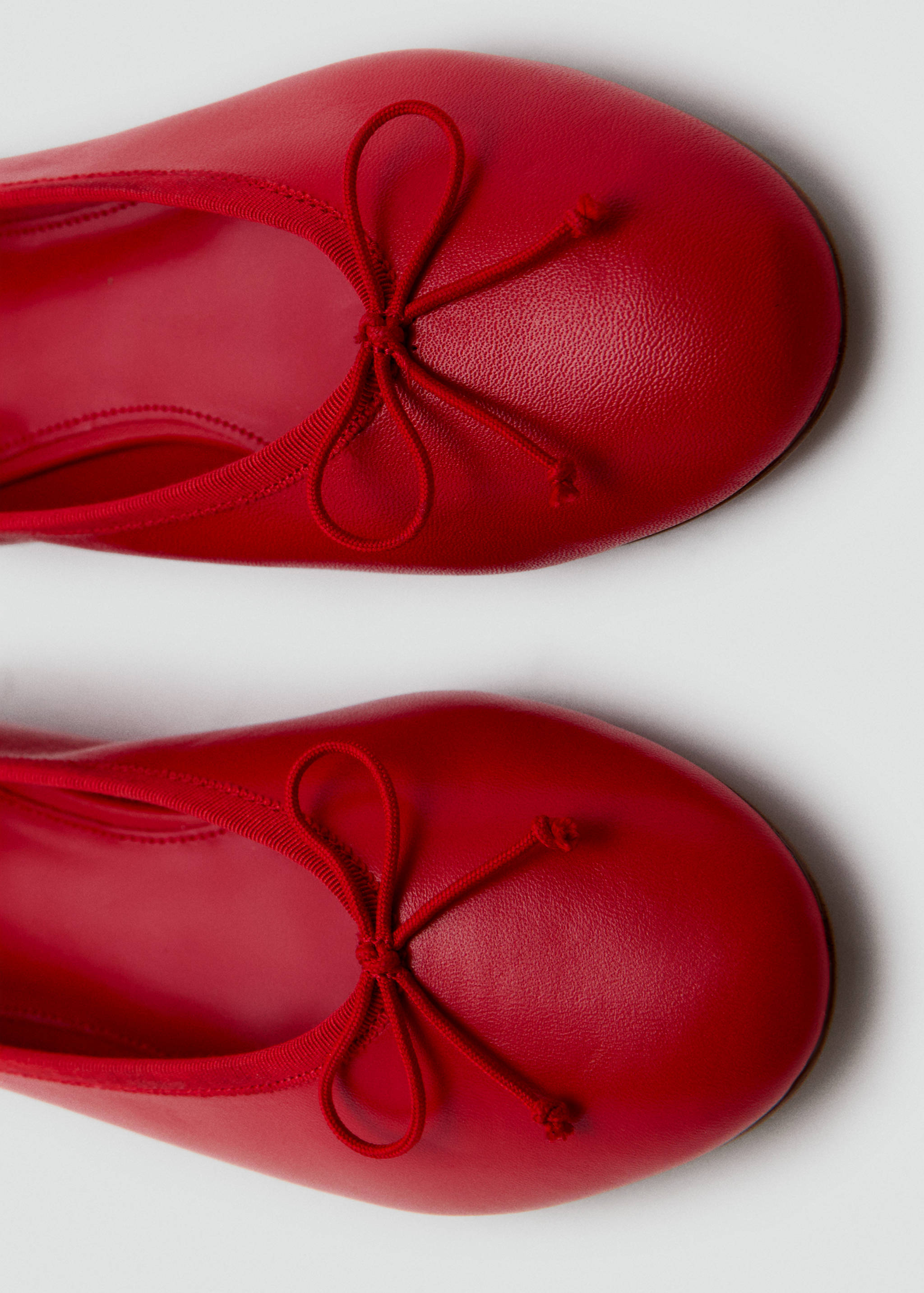 Leather ballet flats with bow - Details of the article 1