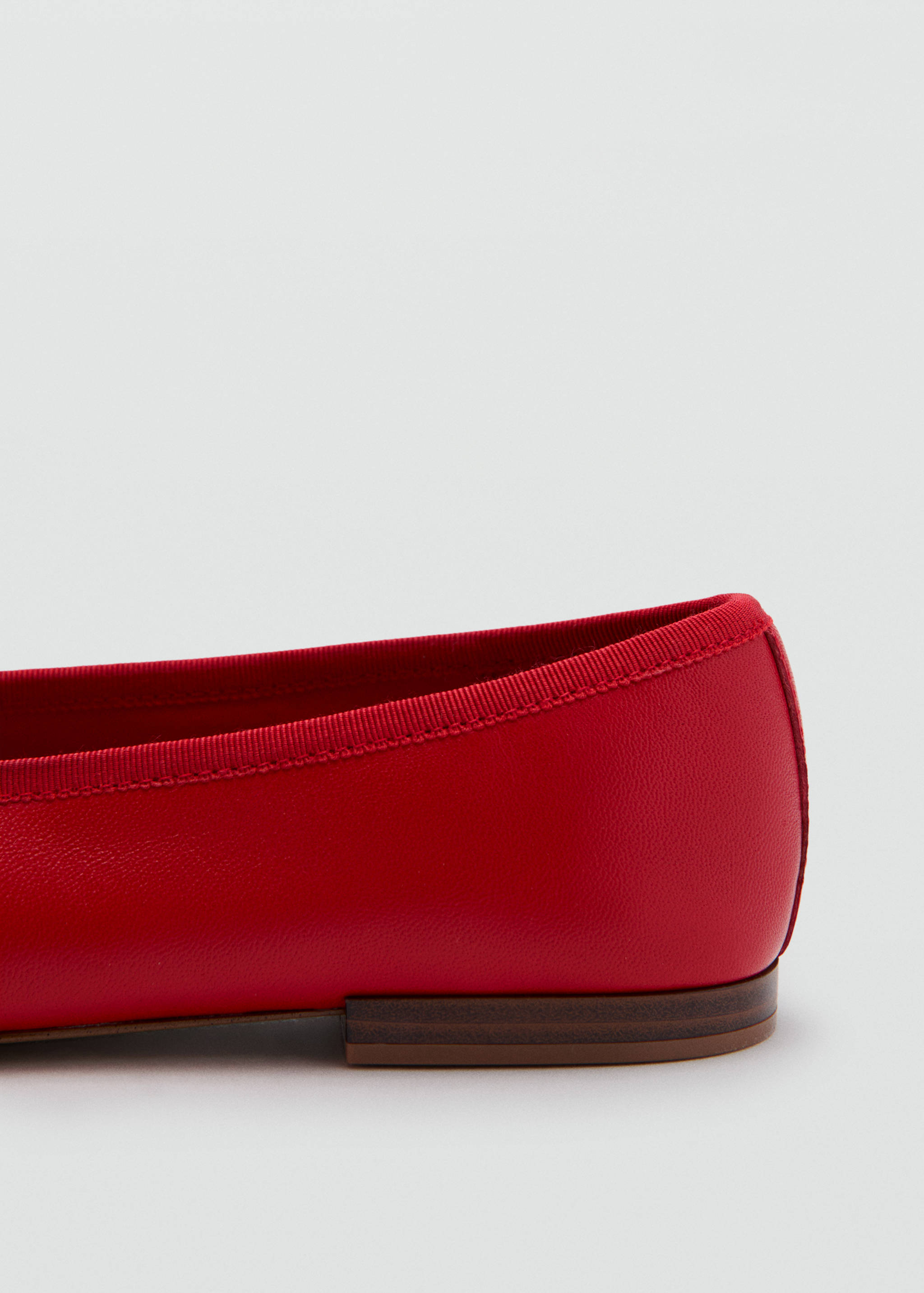 Leather ballet flats with bow - Details of the article 2