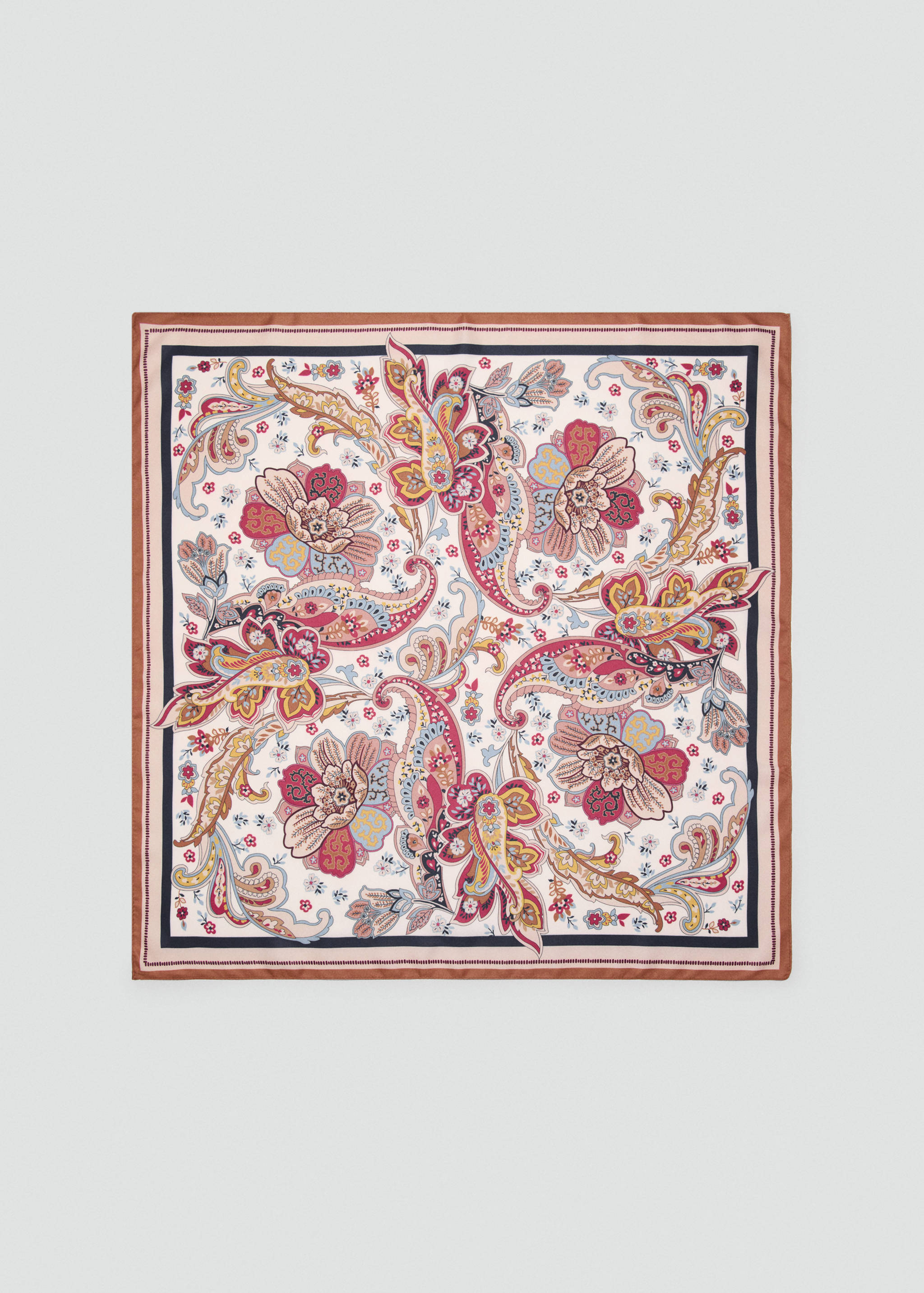 Combined design scarf - Article without model