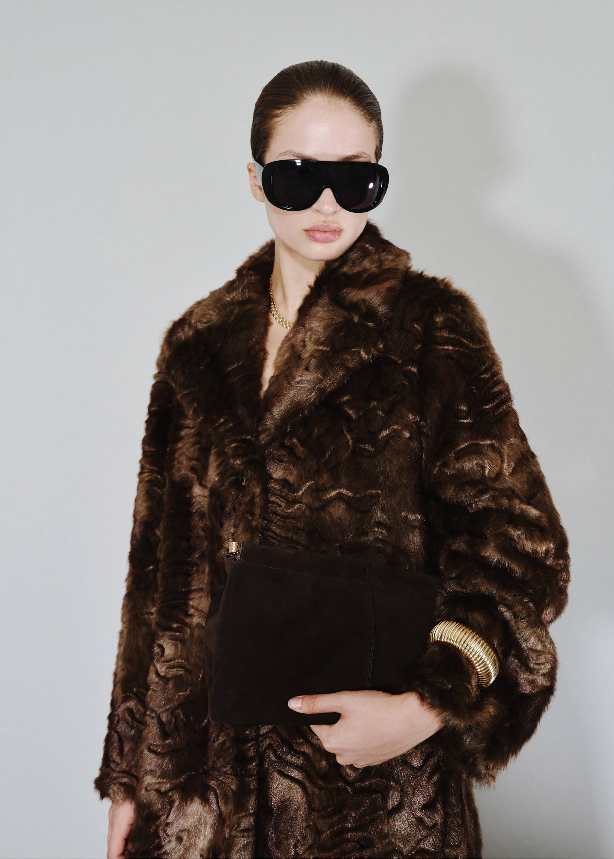 Замшевая сумочка - Общий план, Шоколадный. Ref: 27051200-00.