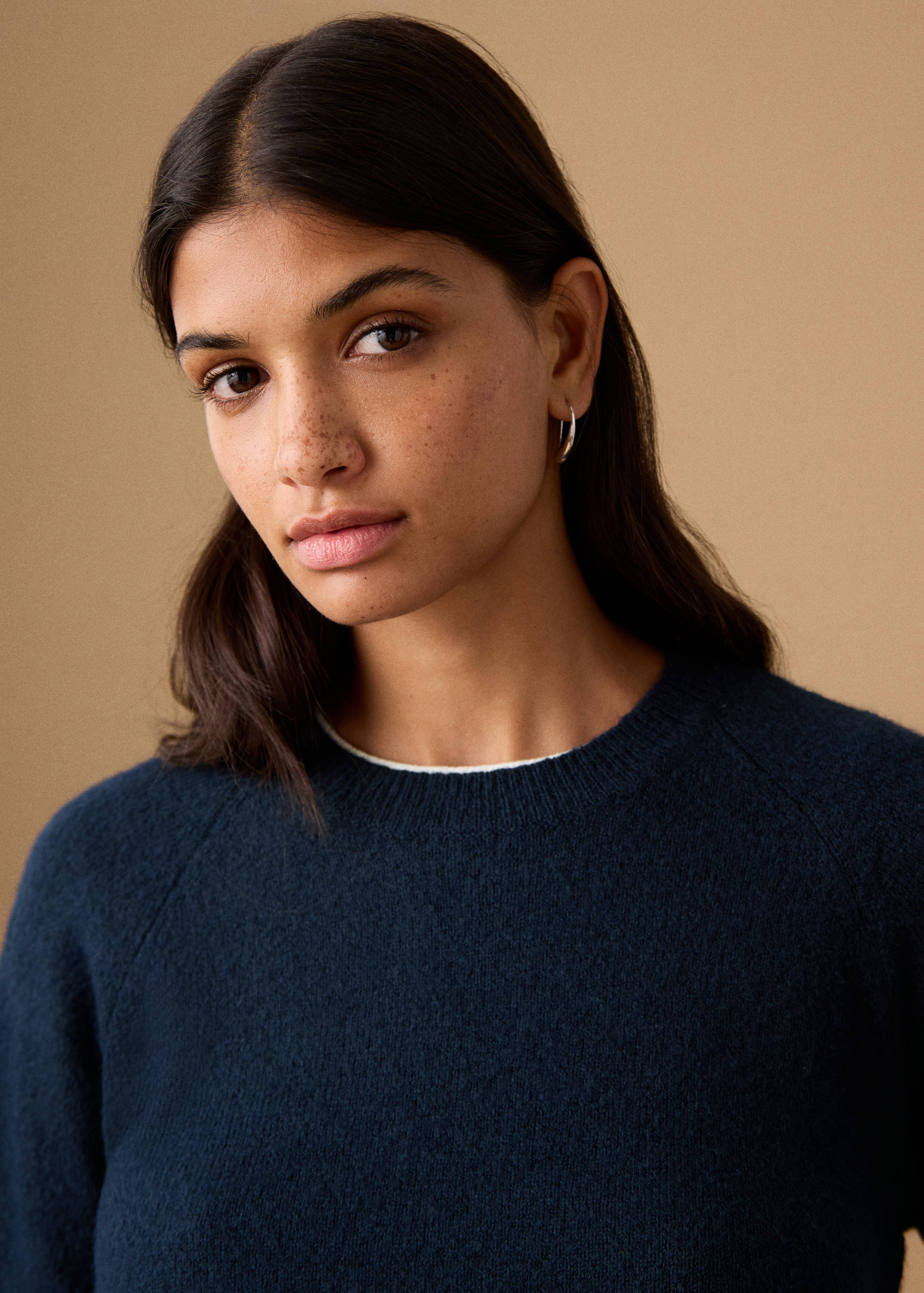 Buttons detail knit sweater - Details of the article 1