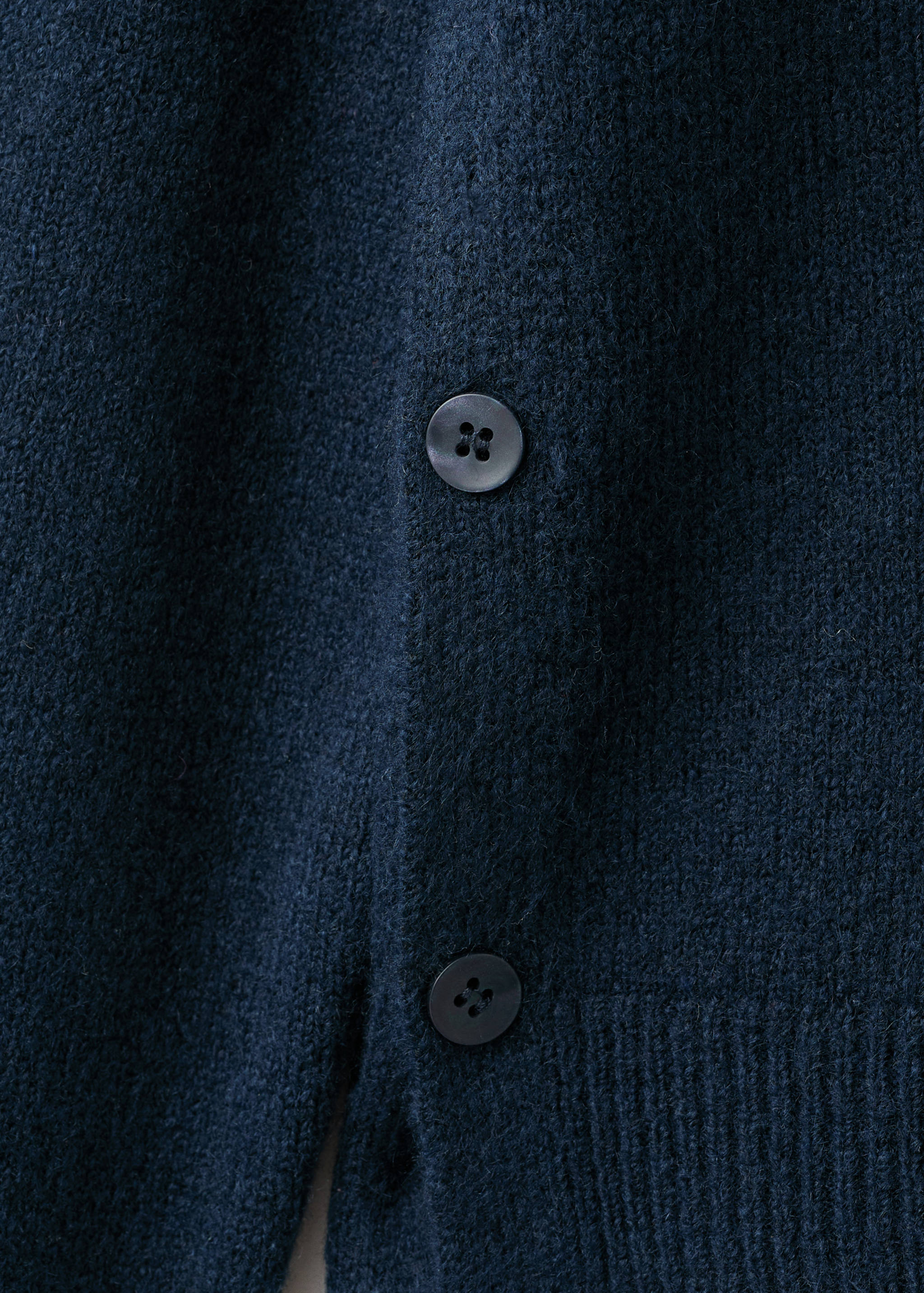 Buttons detail knit sweater - Details of the article 0
