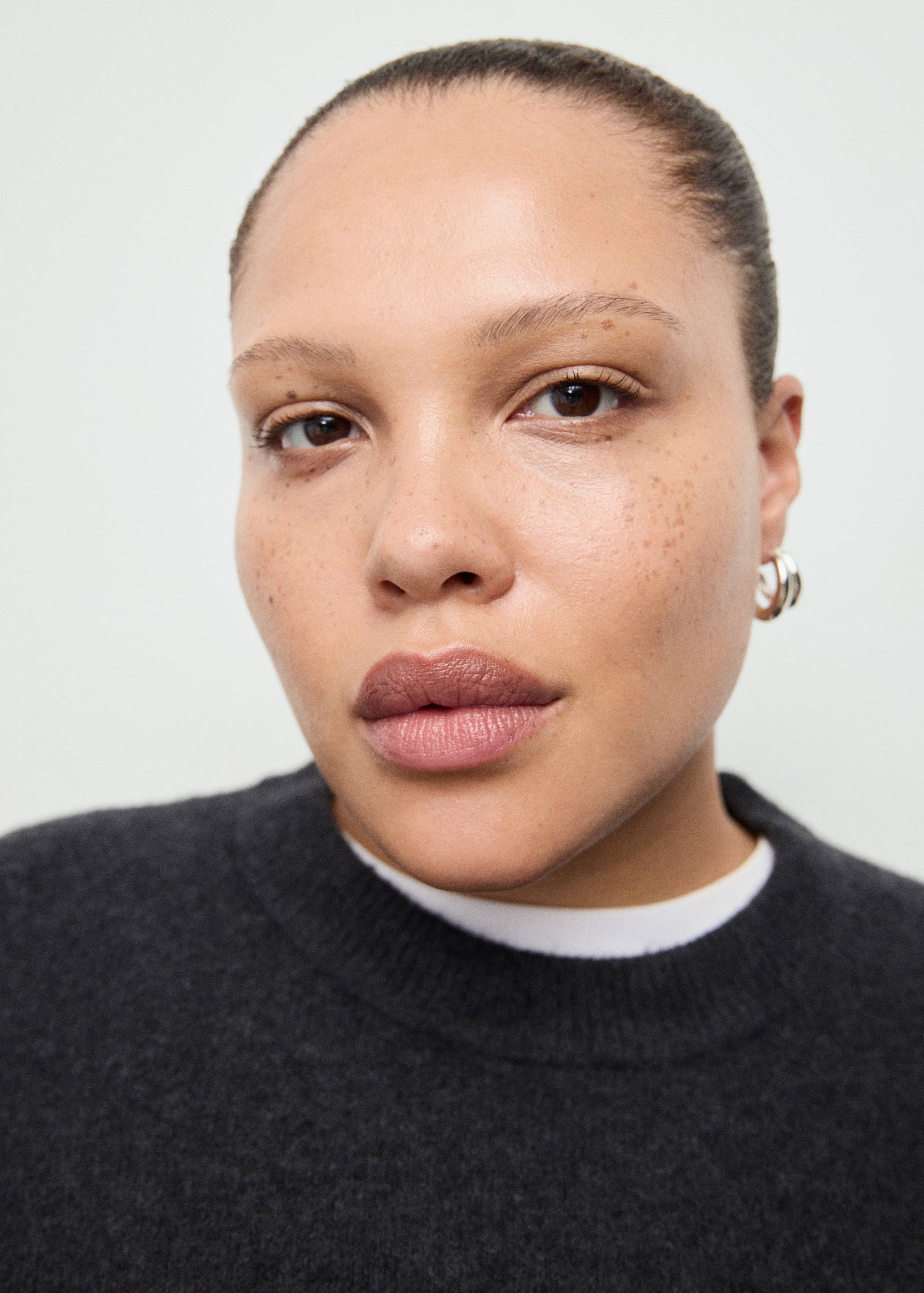 Medium-knit sweater - Details of the article 4