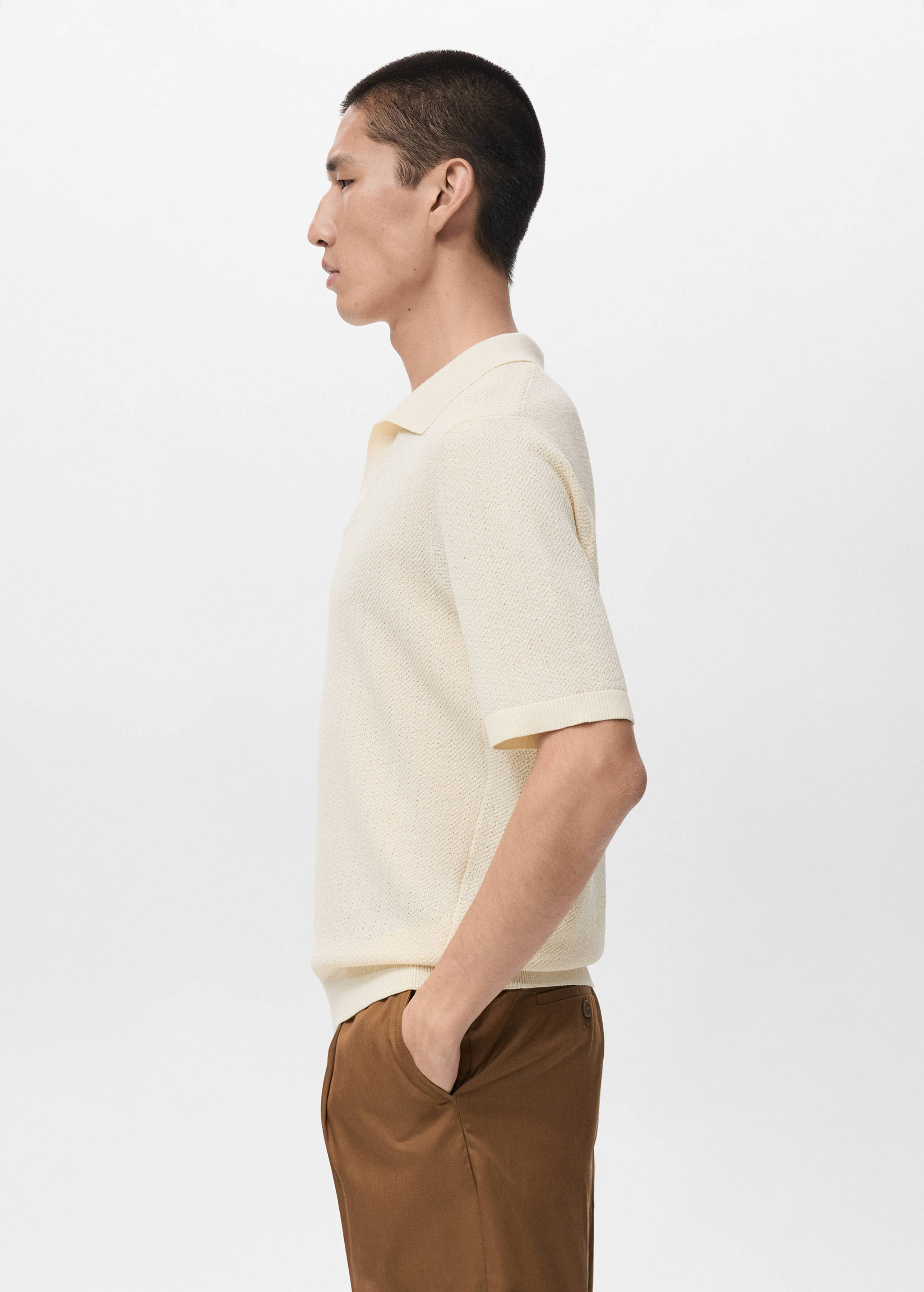 Short-sleeve knitted polo shirt - Details of the article 2