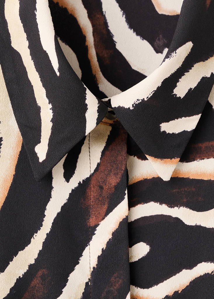 Printed straight shirt — Black