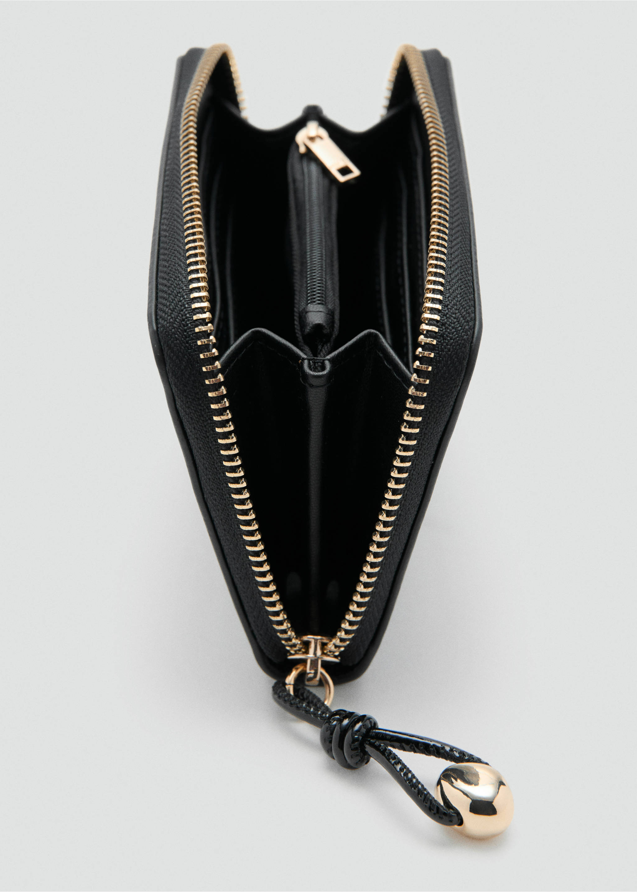 Medium wallet with mini-bead embellishment - Details of the article 1, Black. Ref: 27051237-00.