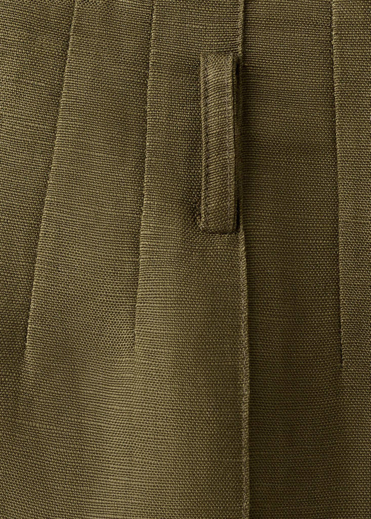 High-waist linen shorts — Khaki
