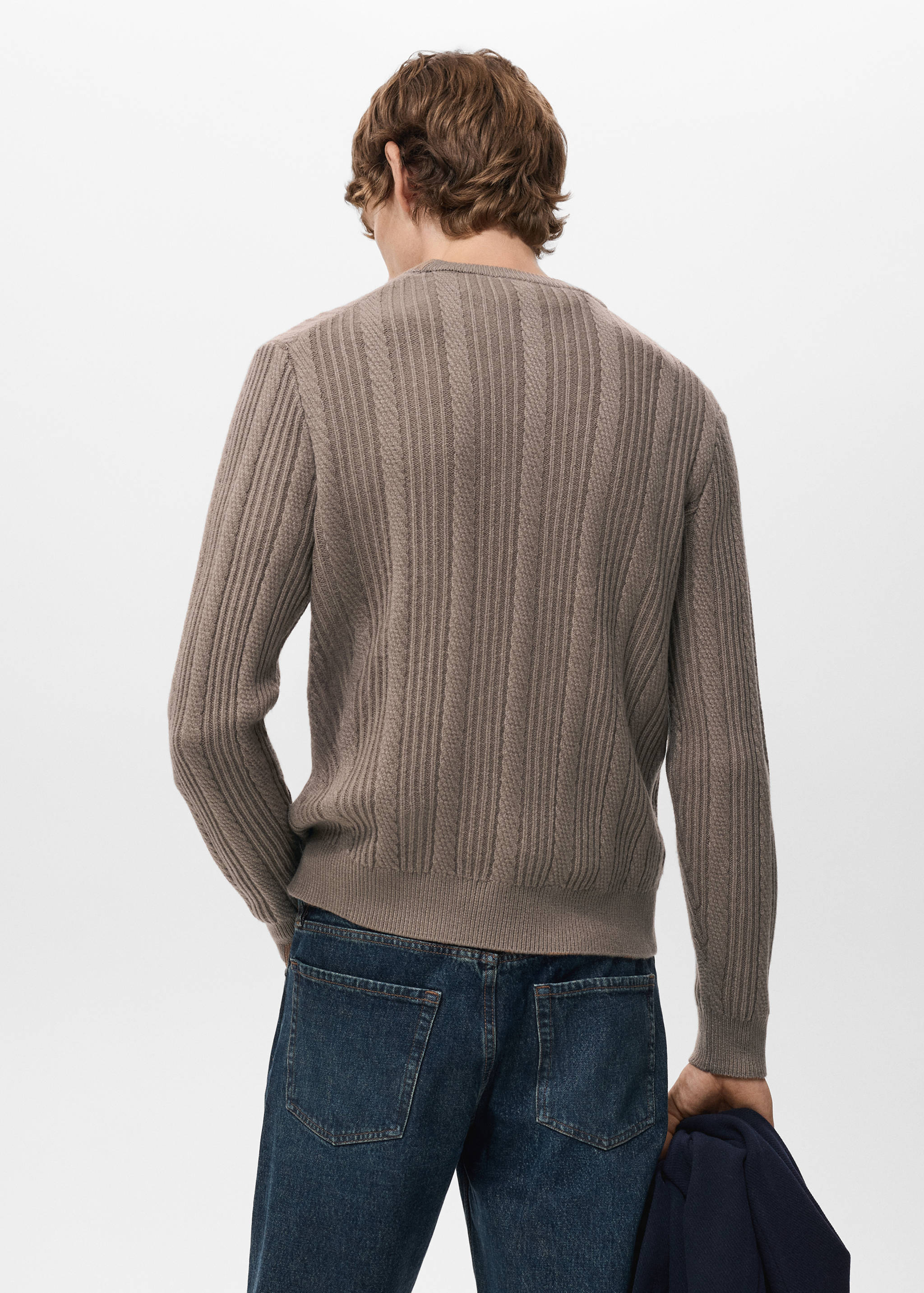 Structured knitted sweater - Reverse of the article