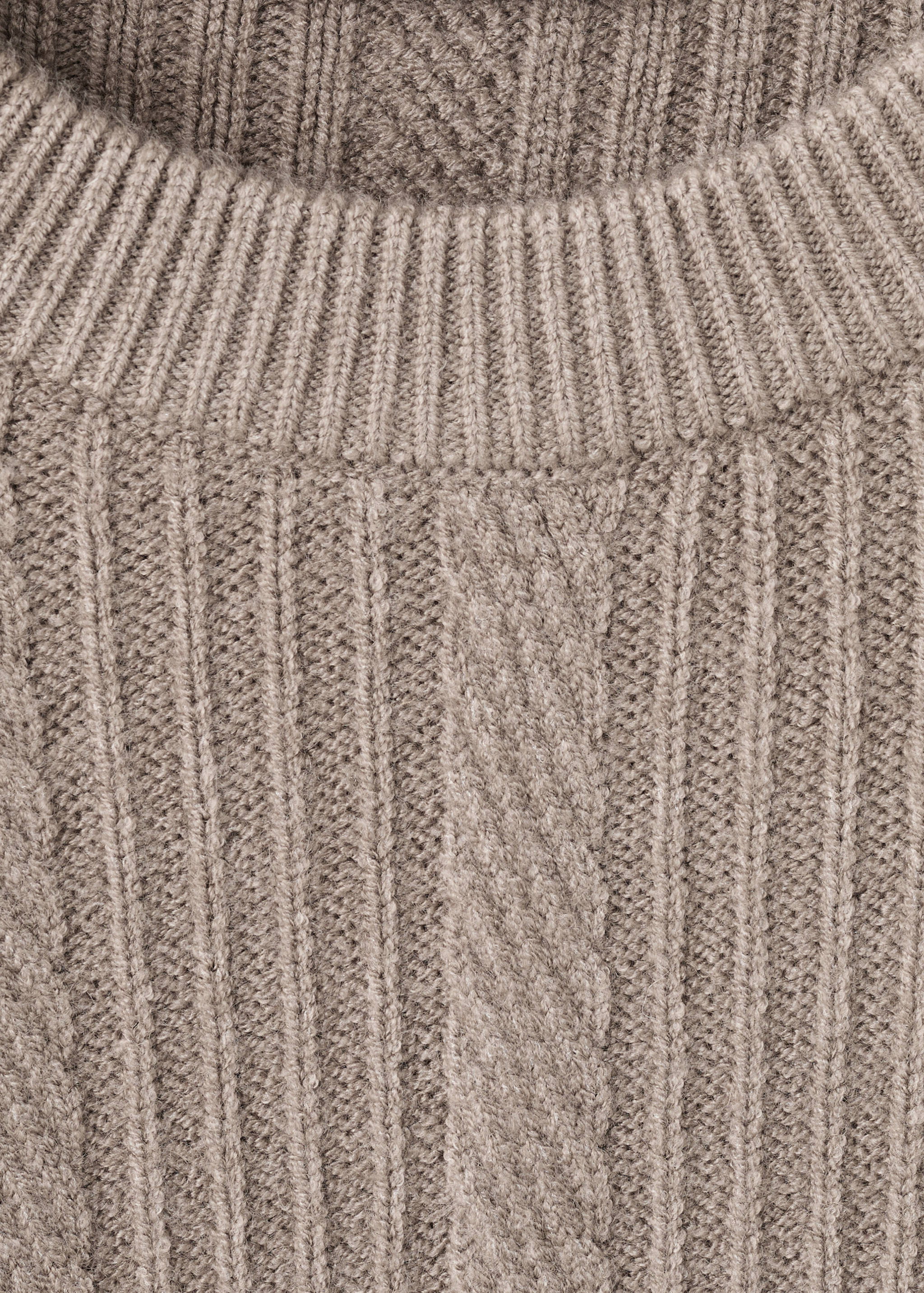 Structured knitted sweater - Details of the article 8