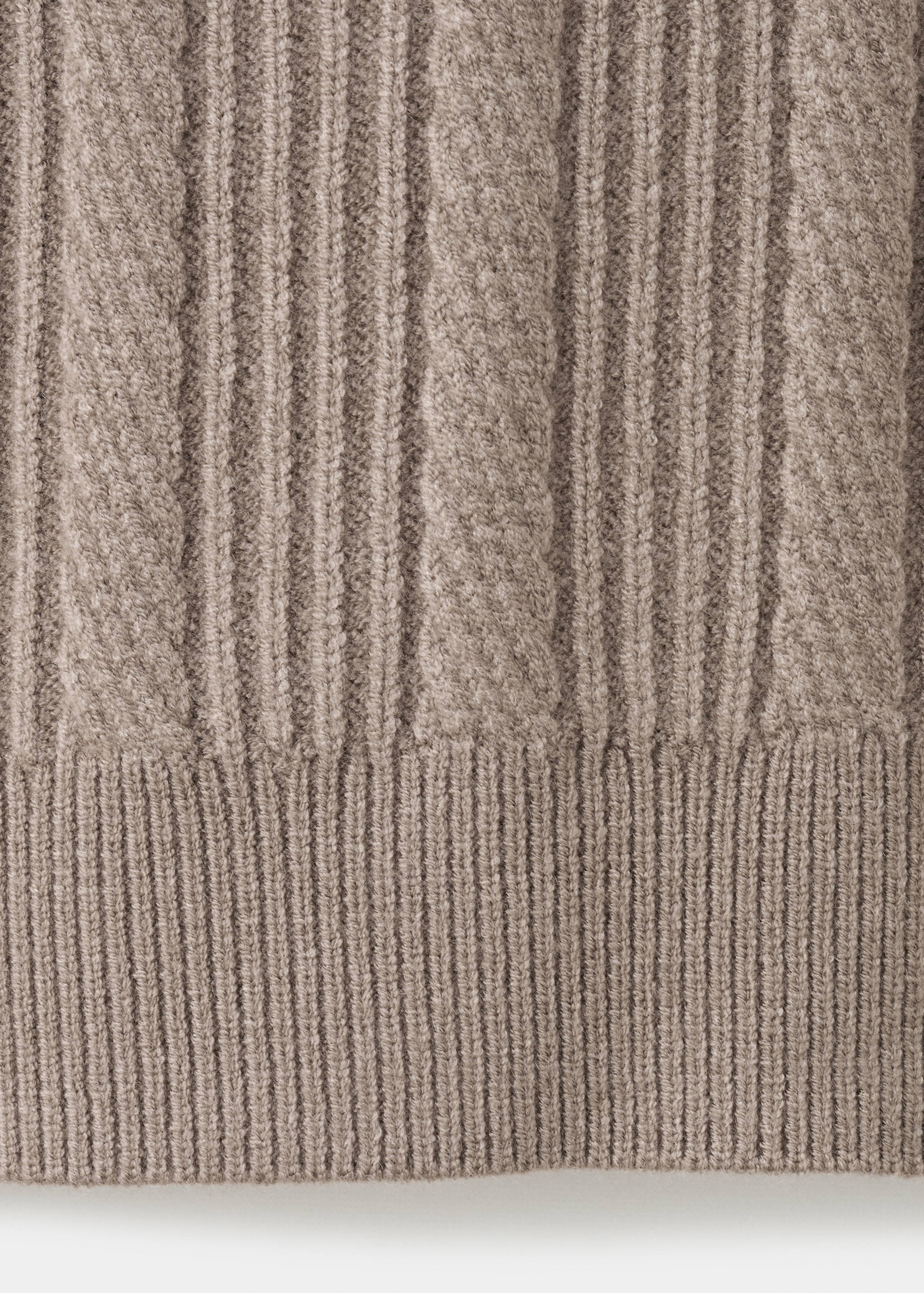 Structured knitted sweater - Details of the article 0