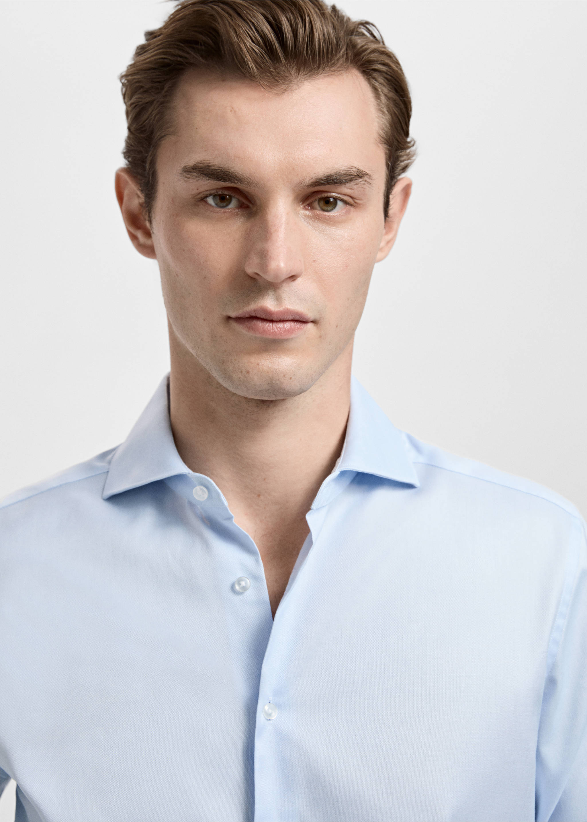 Slim fit 100% cotton structured dress shirt - Details of the article 1, Sky Blue. Ref: 27051253-00.