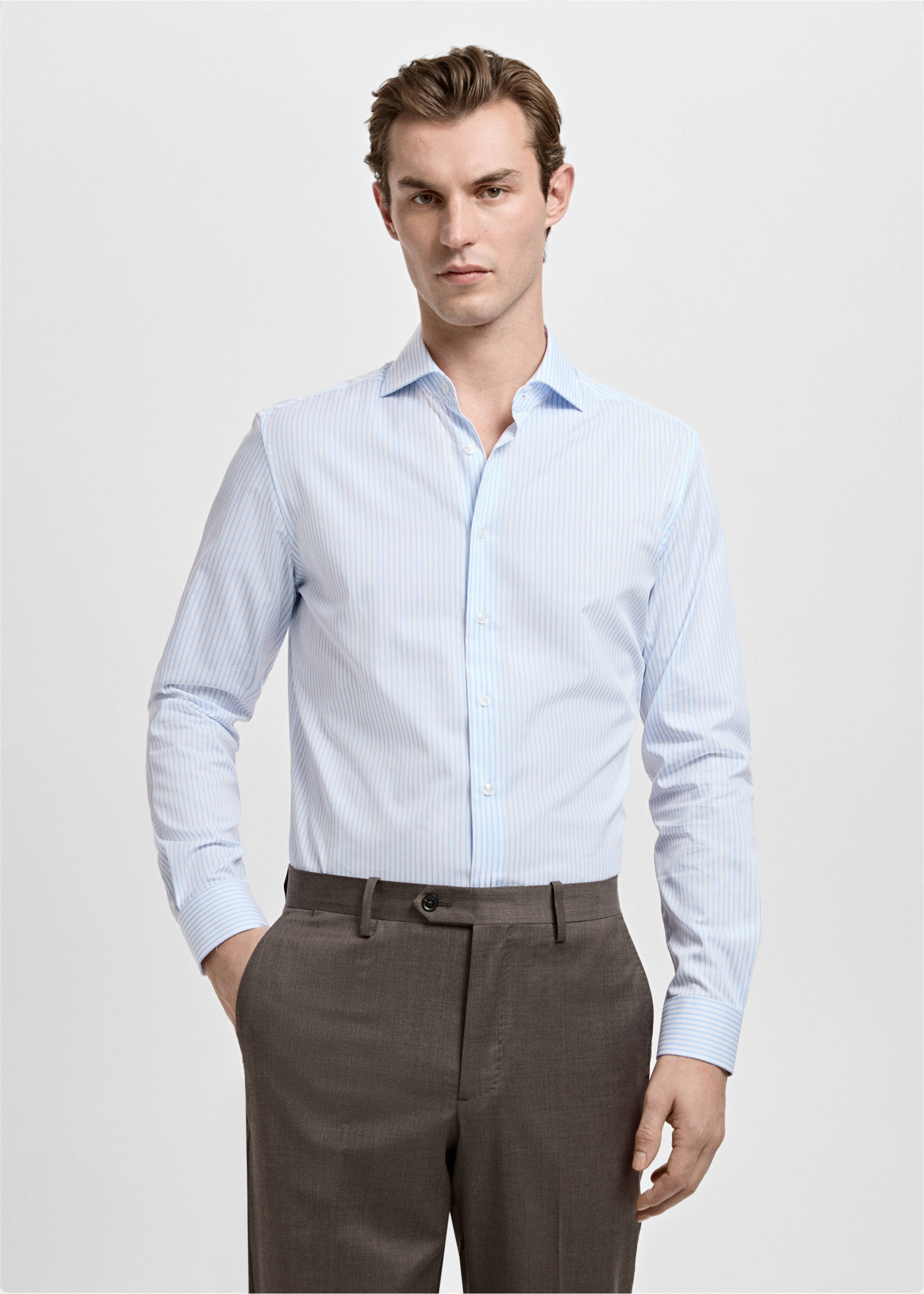 Camisa traje slim fit 100% algodón rayas - Plano medio, Azul celeste. Ref: 27051262-00.