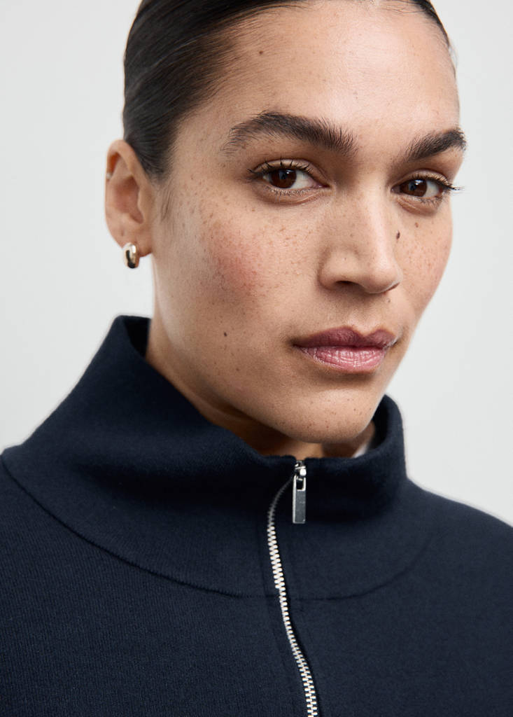 Zip neck contrast-stripe sweater — Navy