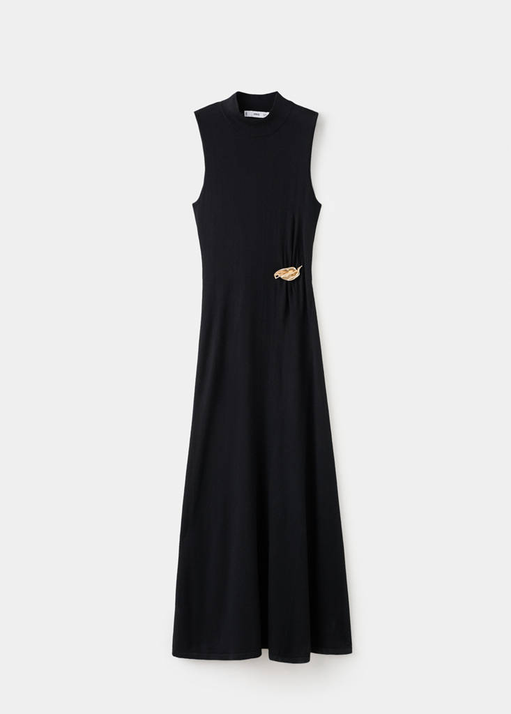 Turtleneck knitted dress with brooch — Black