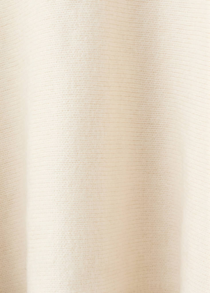 Knitted turtleneck cape — Ecru