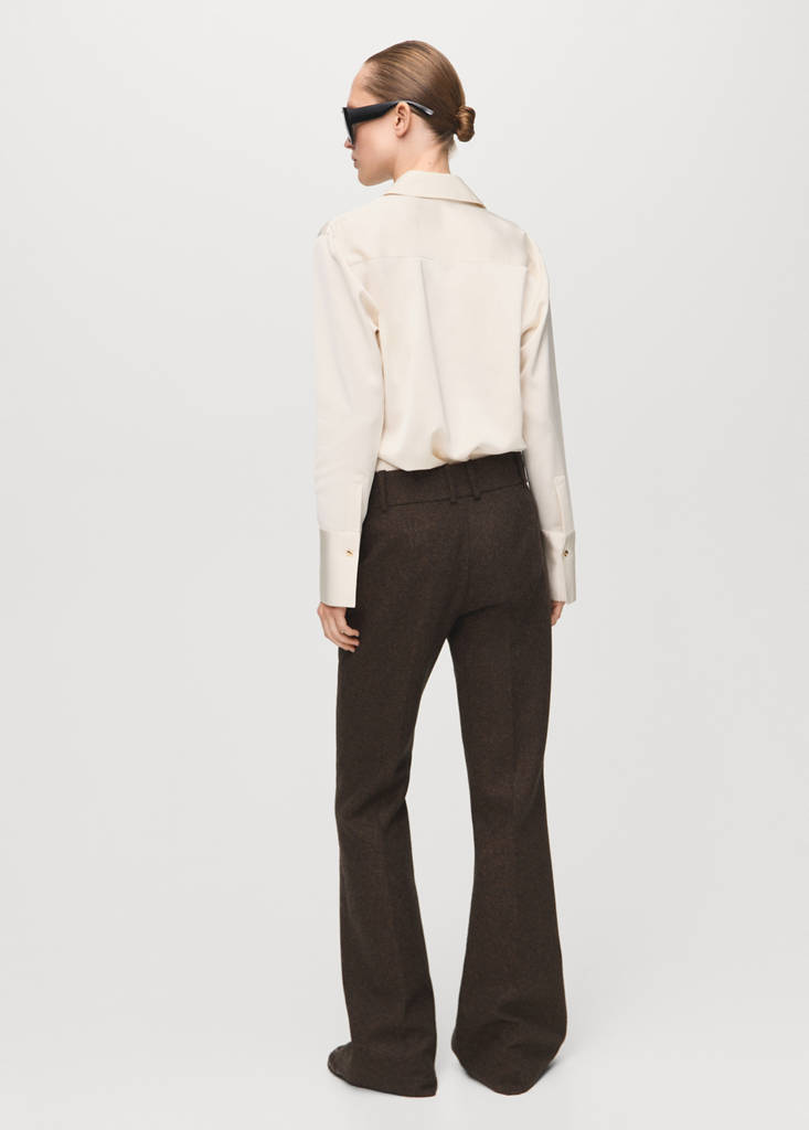 Satin finish flowy shirt — Ecru