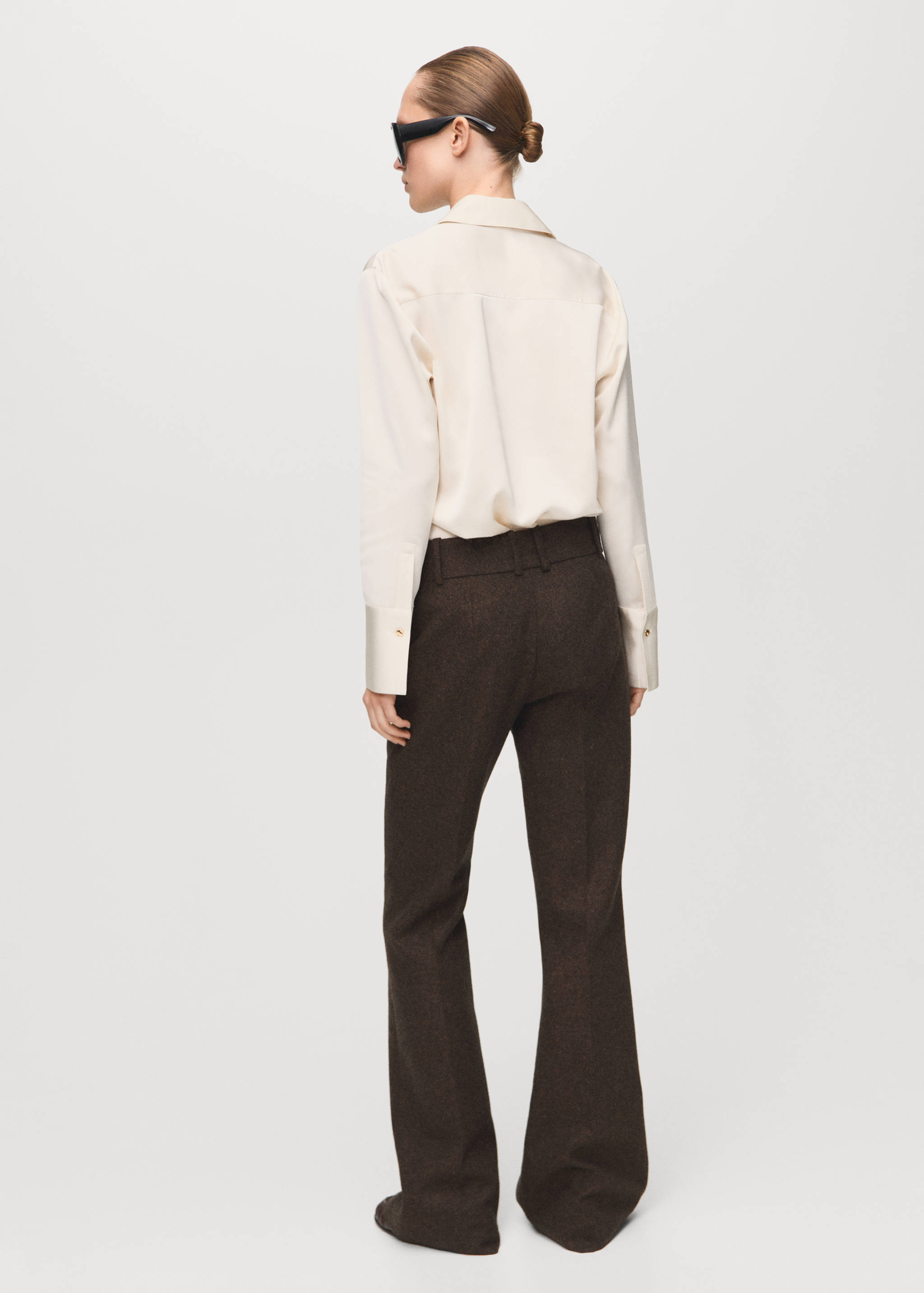 Satin finish flowy shirt - Reverse of the article