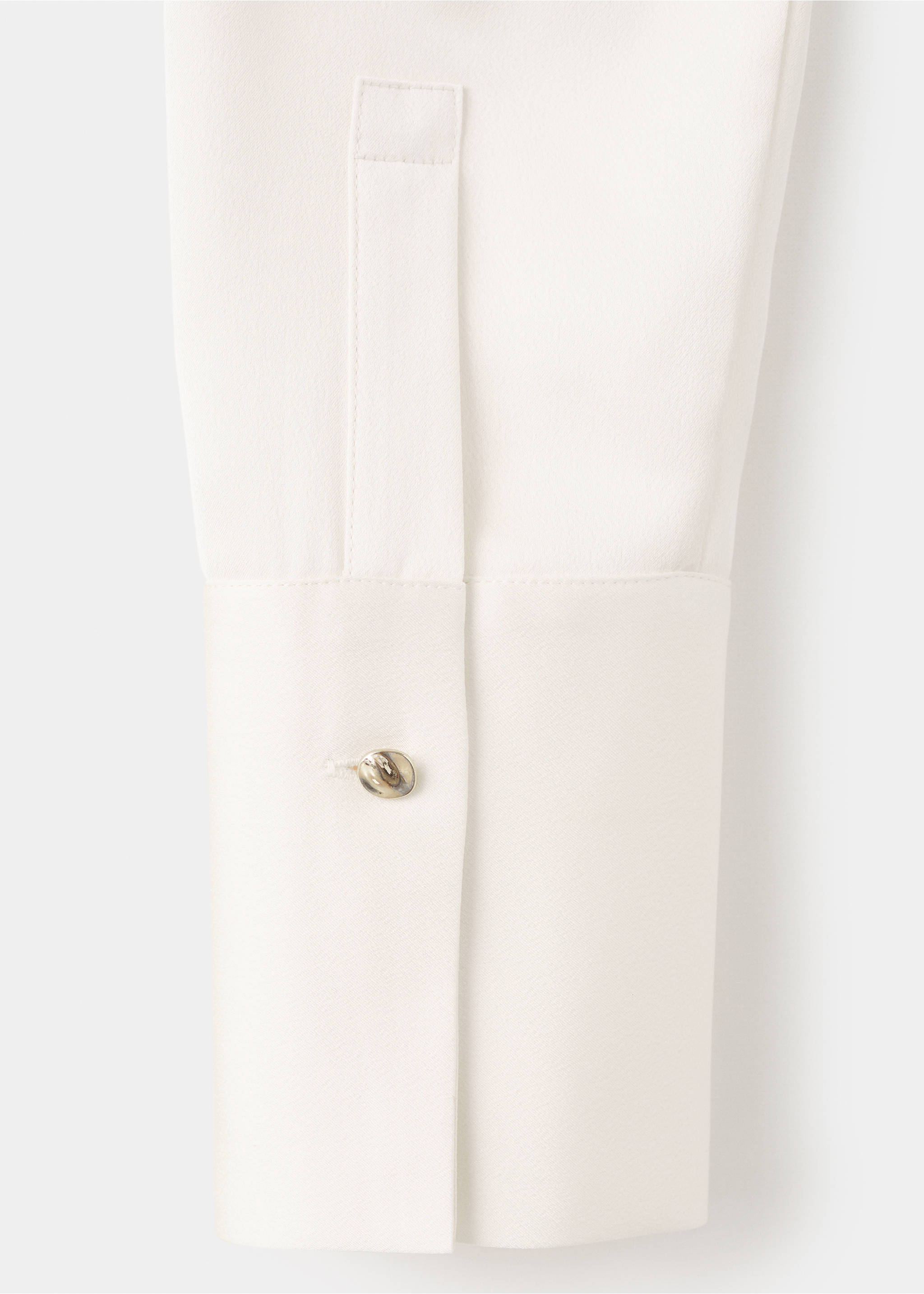 Camisa fluida satinada - Detalle del artículo 0, Crudo. Ref: 27051274-00.