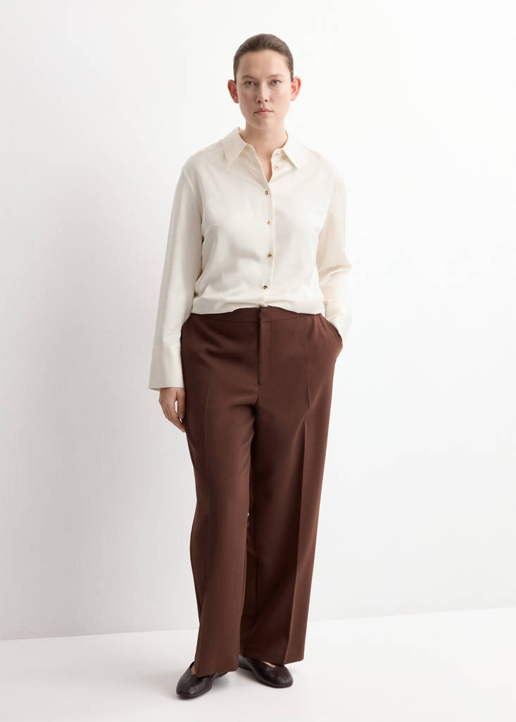 Satin finish flowy shirt — Ecru