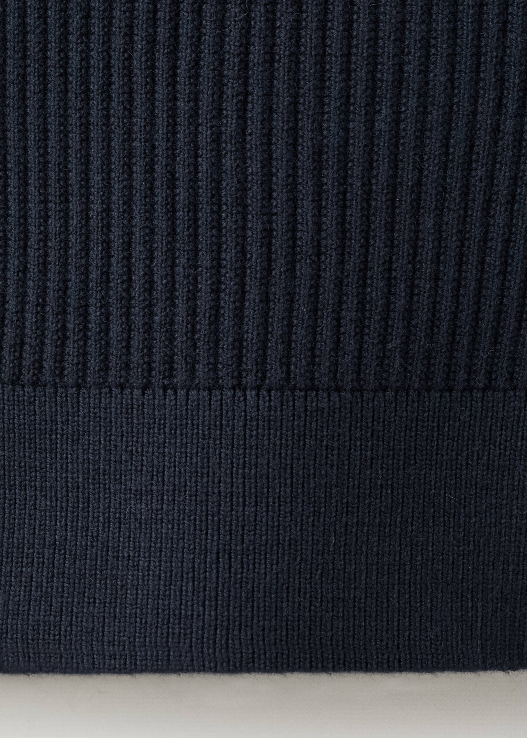 Джемпер поло из смесового хлопка в рубчик - Деталь изделия 0