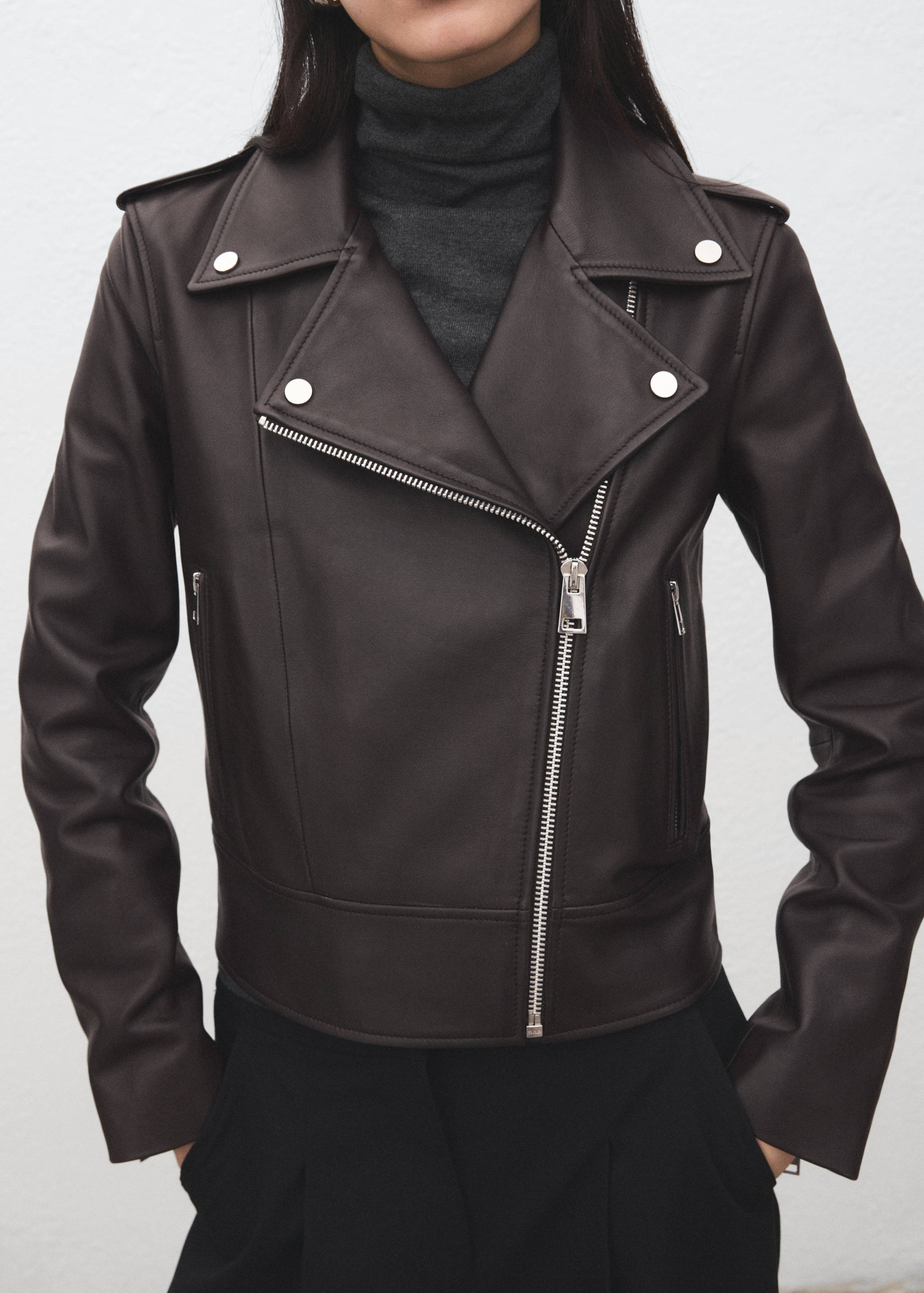 Leather biker jacket - Details of the article 6