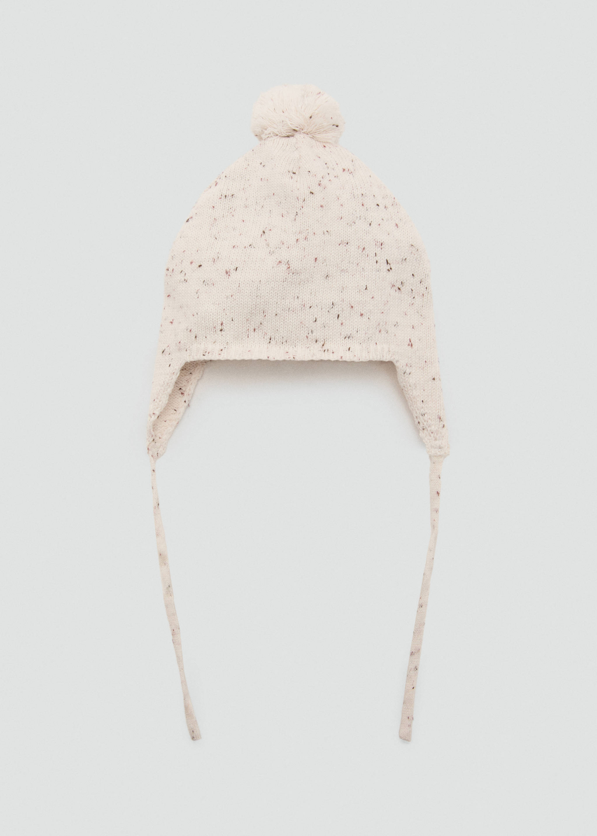 Knitted bobble hat - Article without model