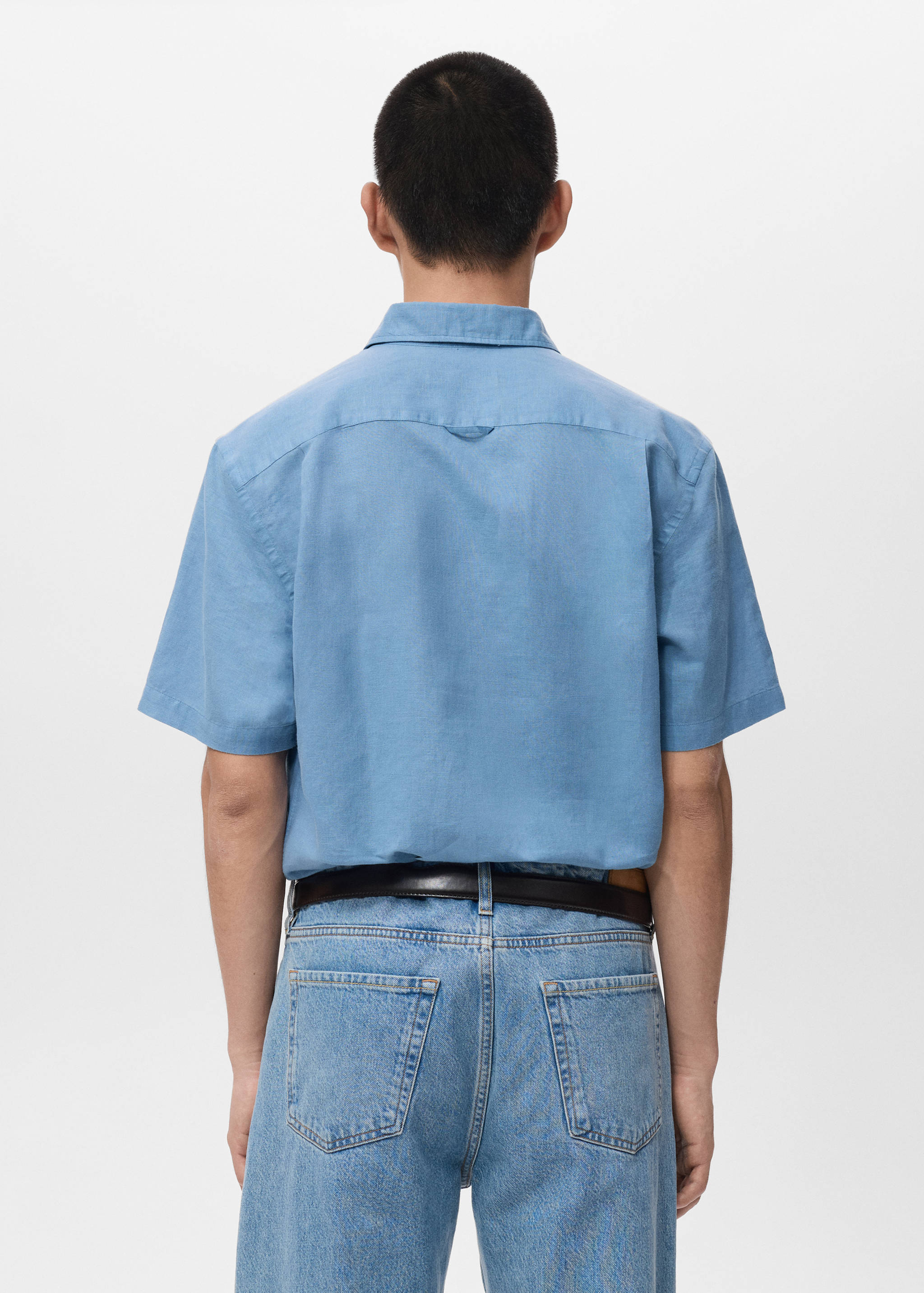 Short sleeved cotton shirt - Reverse of the article