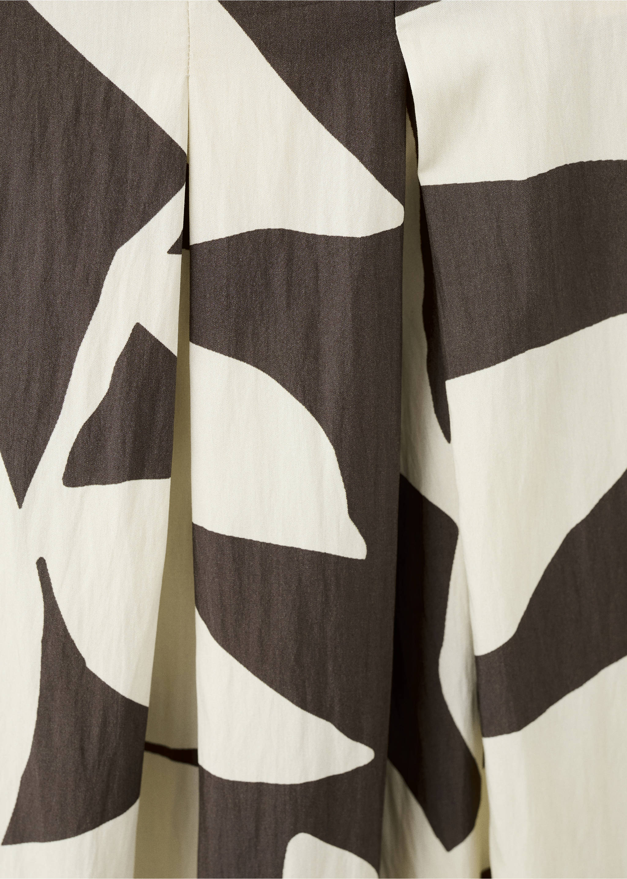 Floral-print flared dress - Details of the article 0, Beige. Ref: 27051308-00.