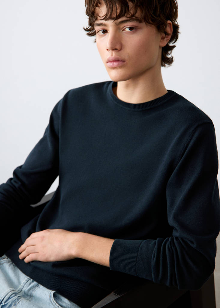 Knitted cotton sweater — Navy