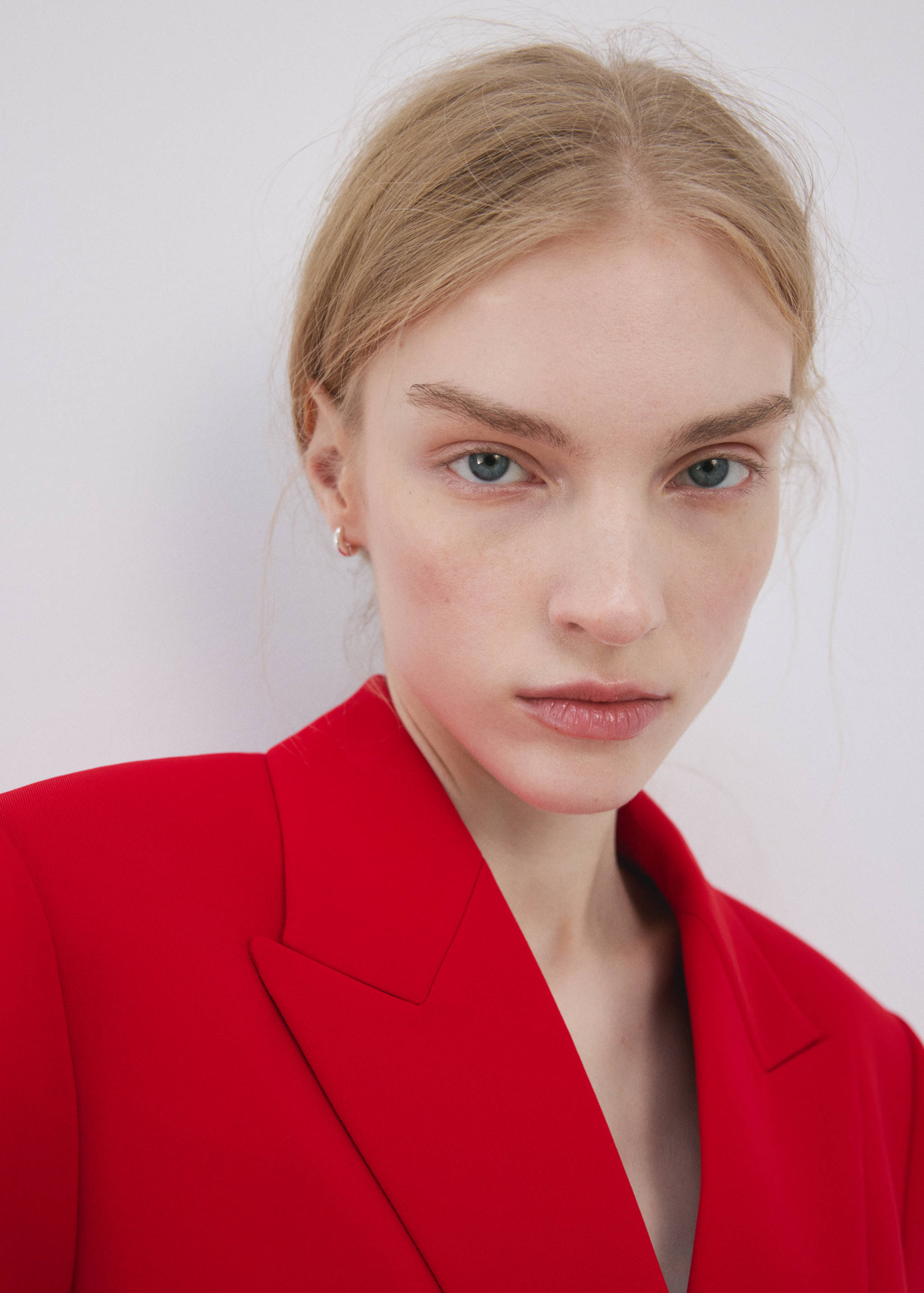 Suit jacket with belt - Details of the article 1