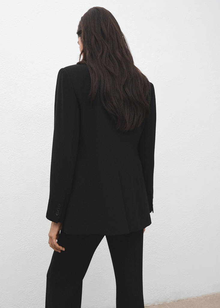 Suit jacket with belt — Black