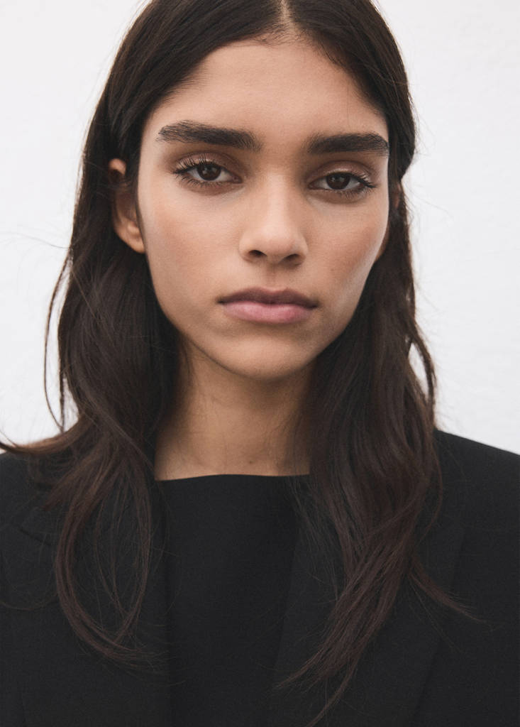 Suit jacket with belt — Black