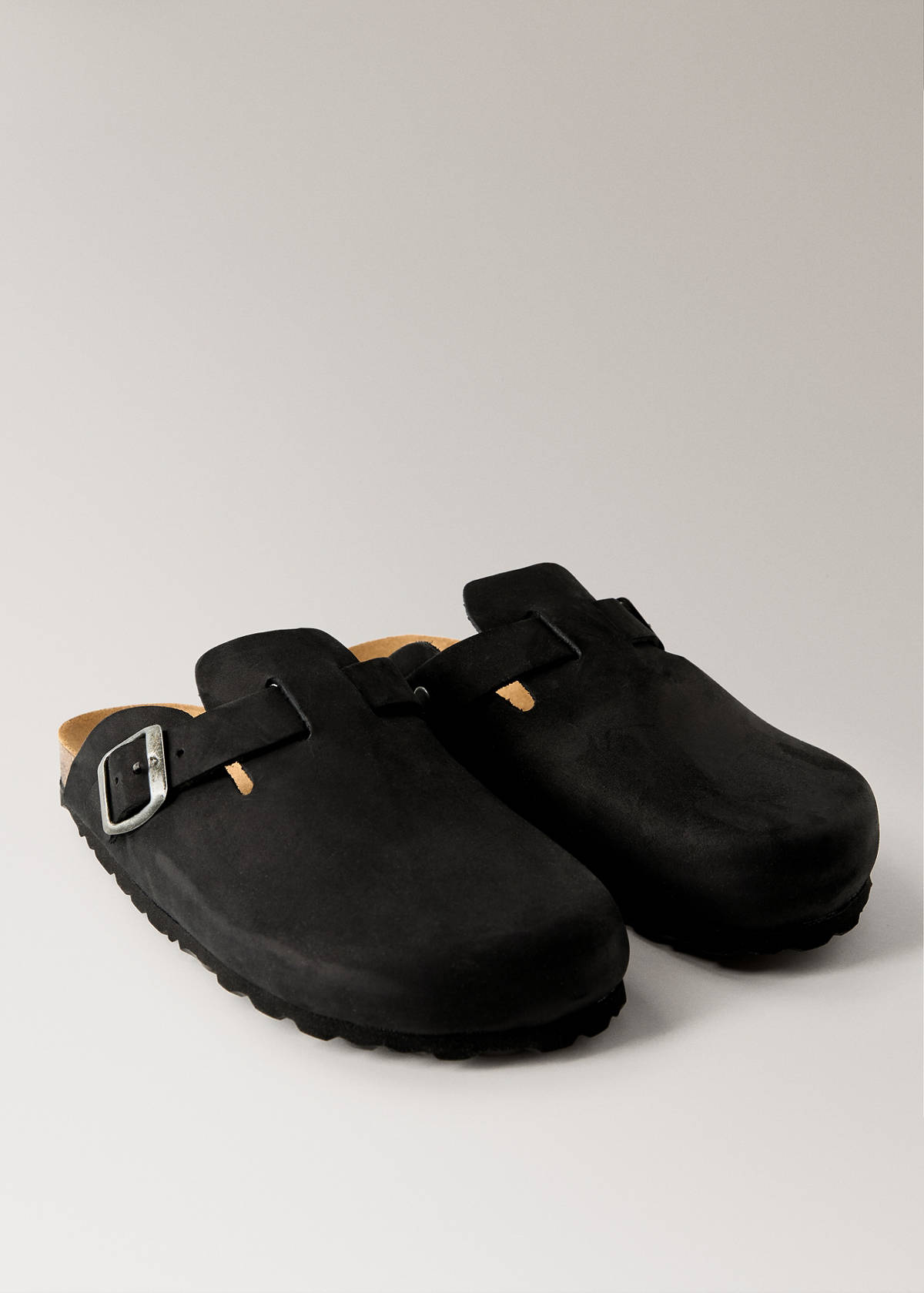 Leather clog shoes — Charcoal