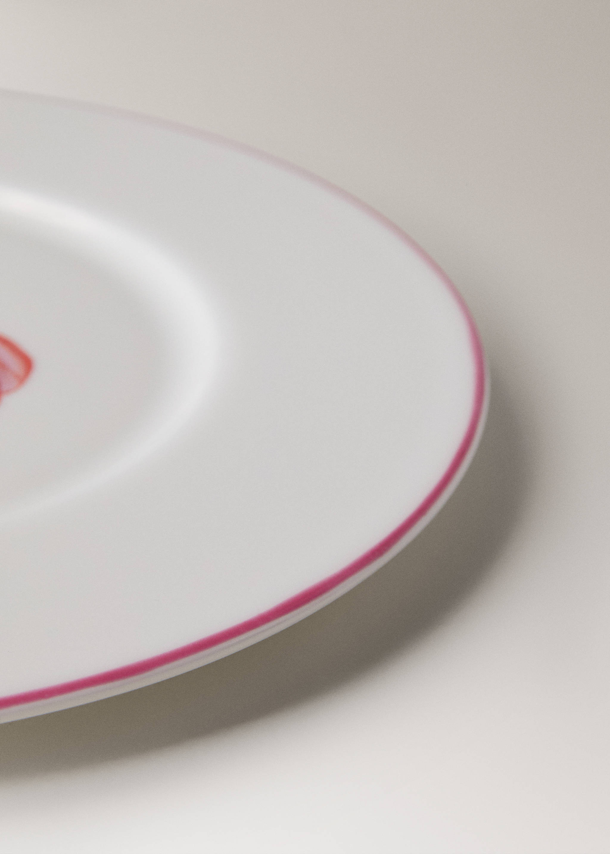 Hand-painted tomato side plate - Details of the article 2
