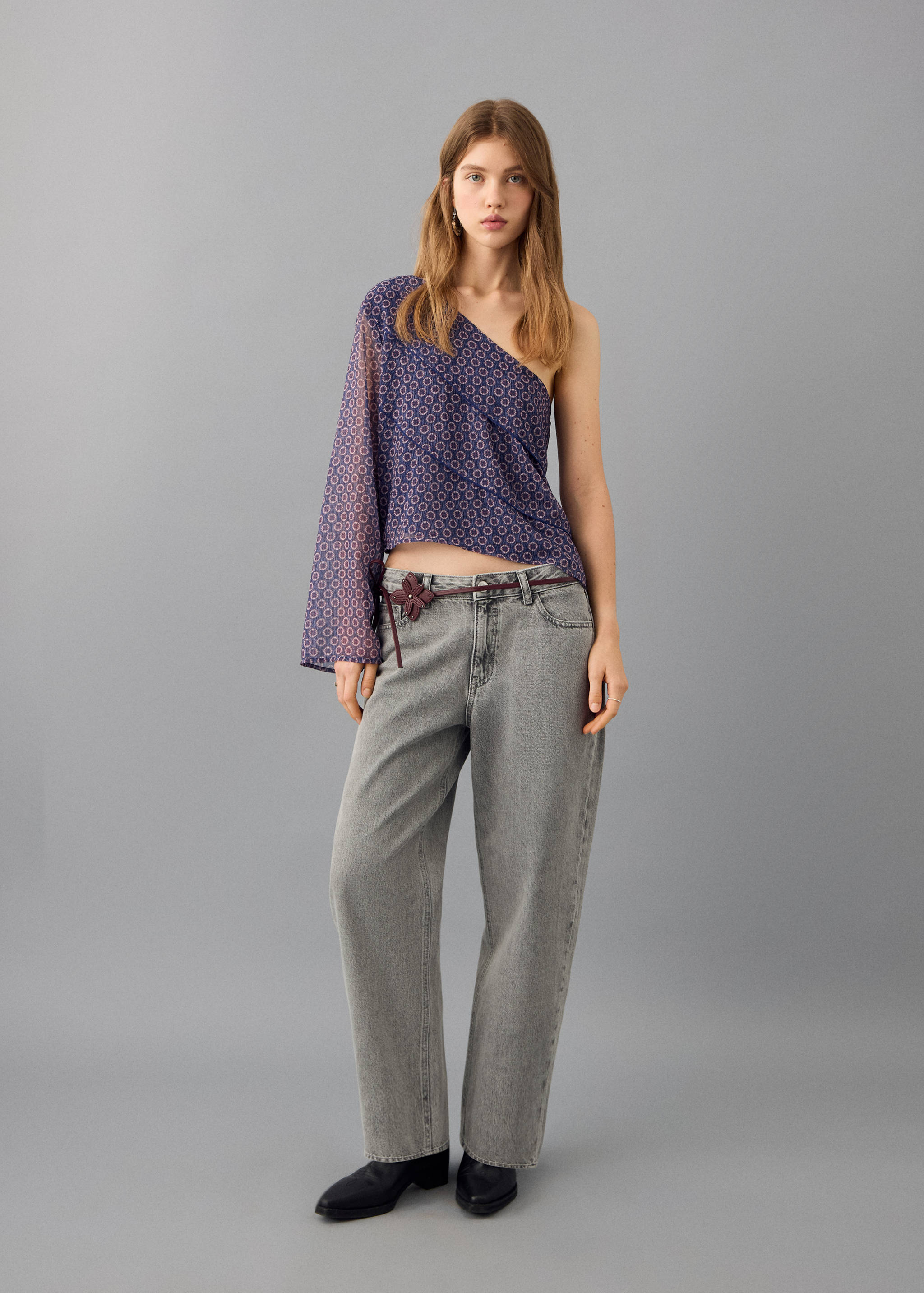 Brusa asimètrica estampada - Pla general