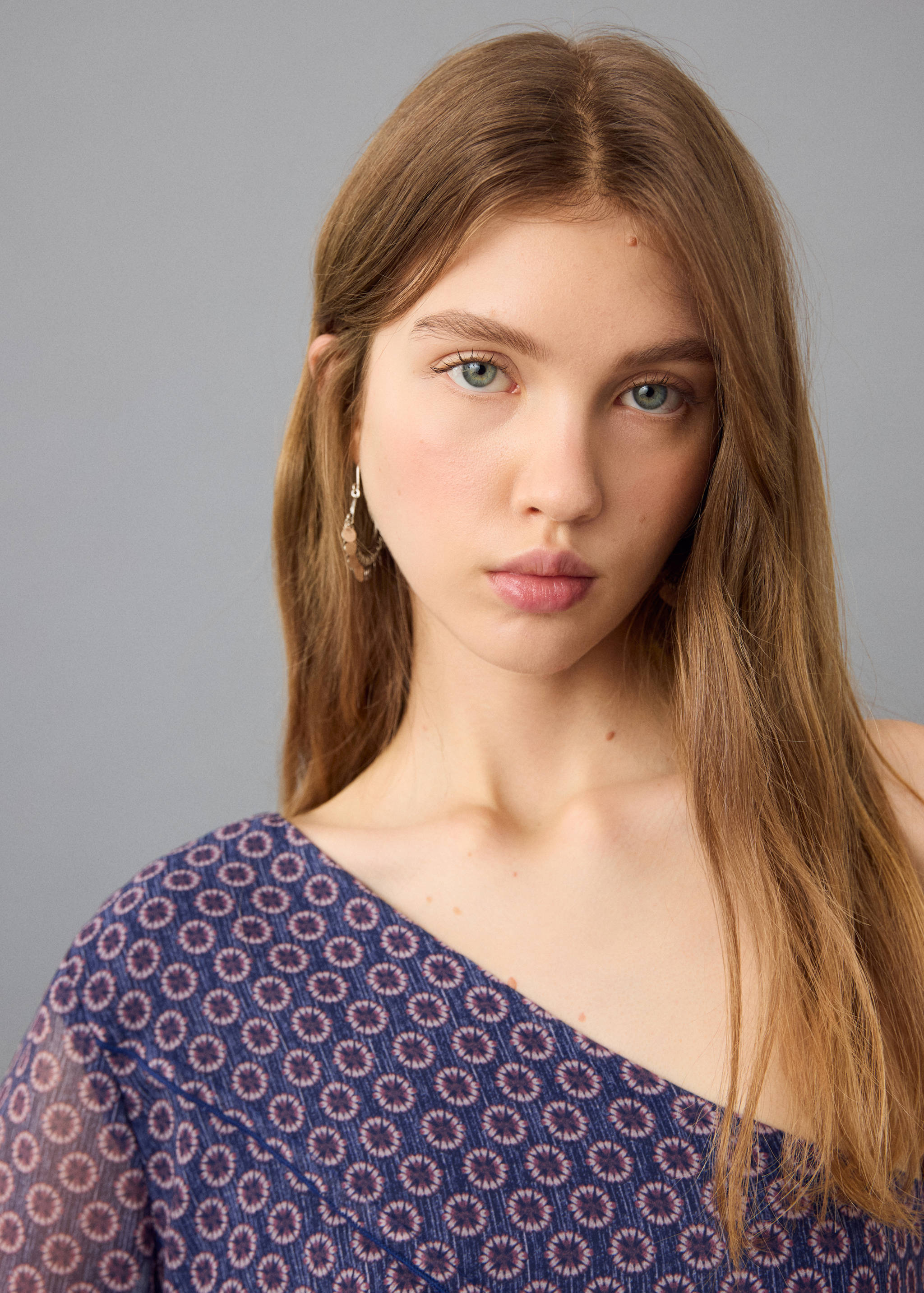 Brusa asimètrica estampada - Detall de l'article 1