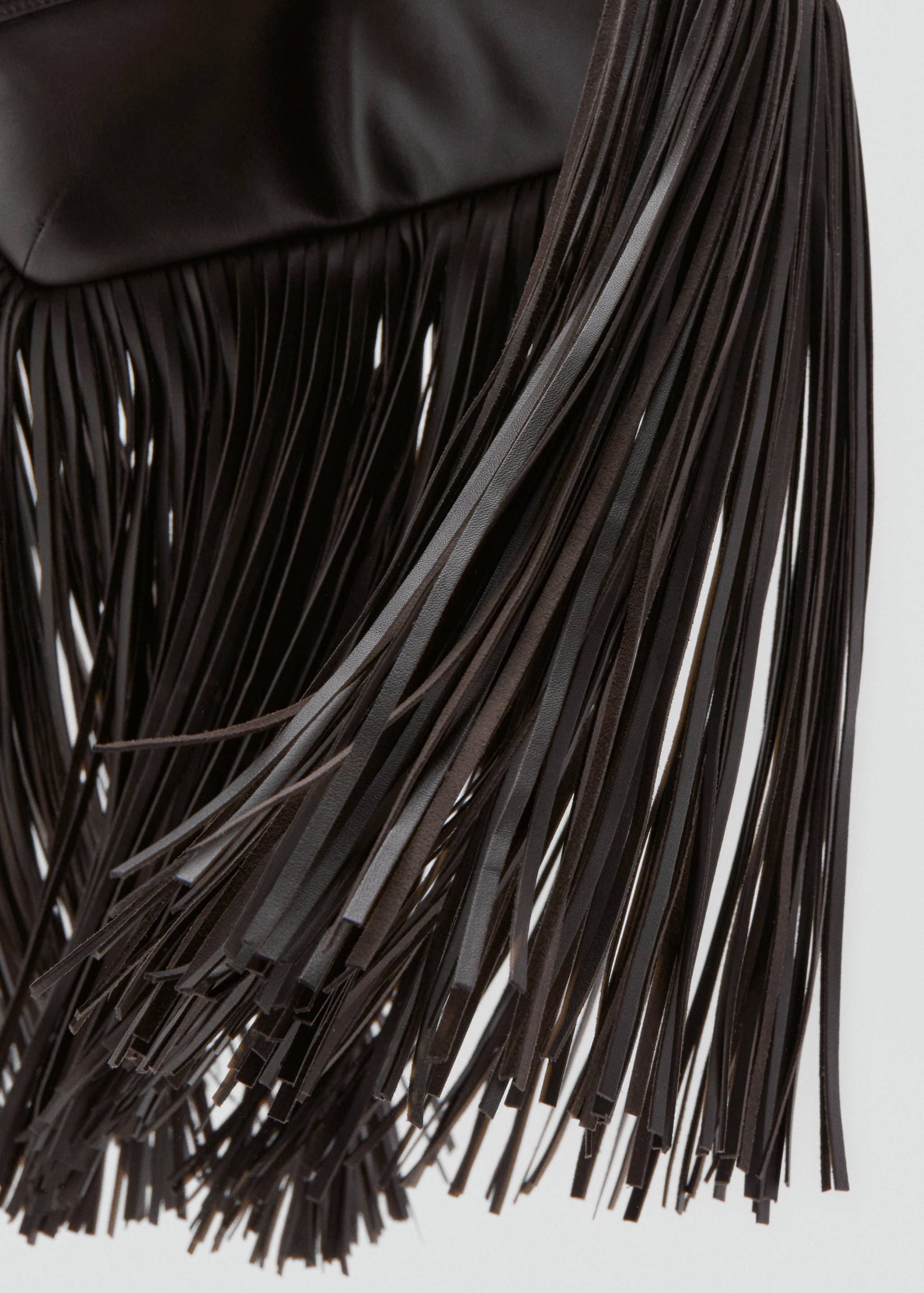 Leather handbag with fringes - Details of the article 2