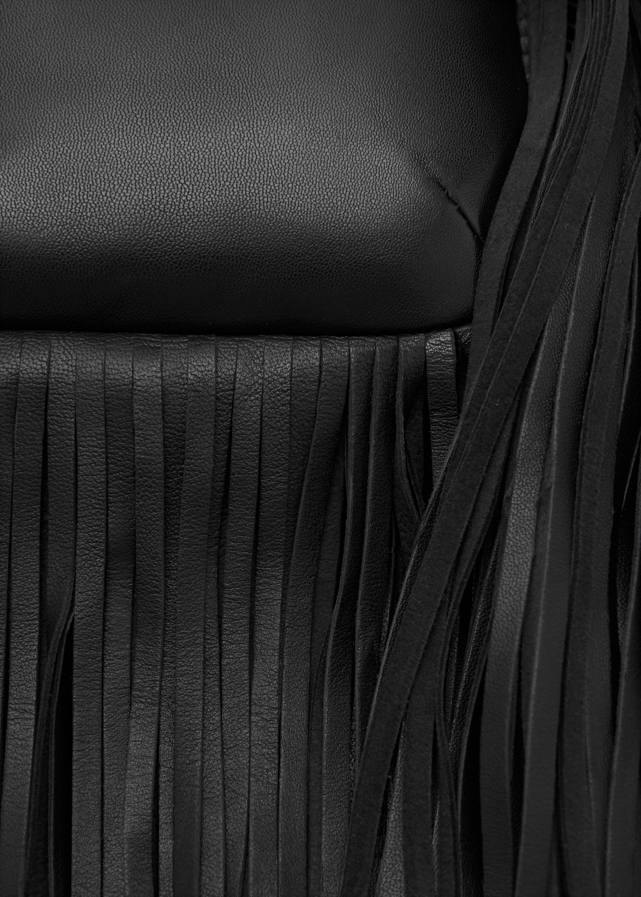 Leather handbag with fringes - Details of the article 3