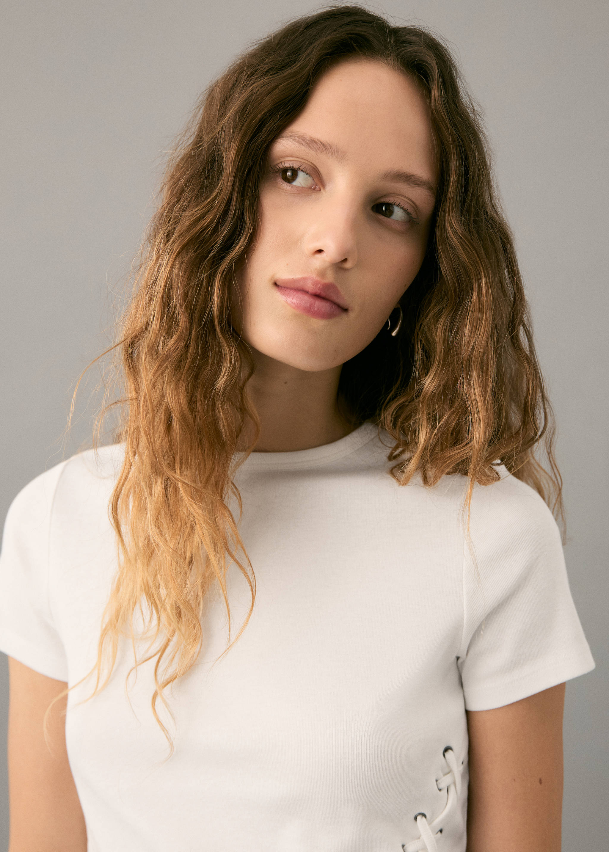 Braided t-shirt with drawstring - Details of the article 1