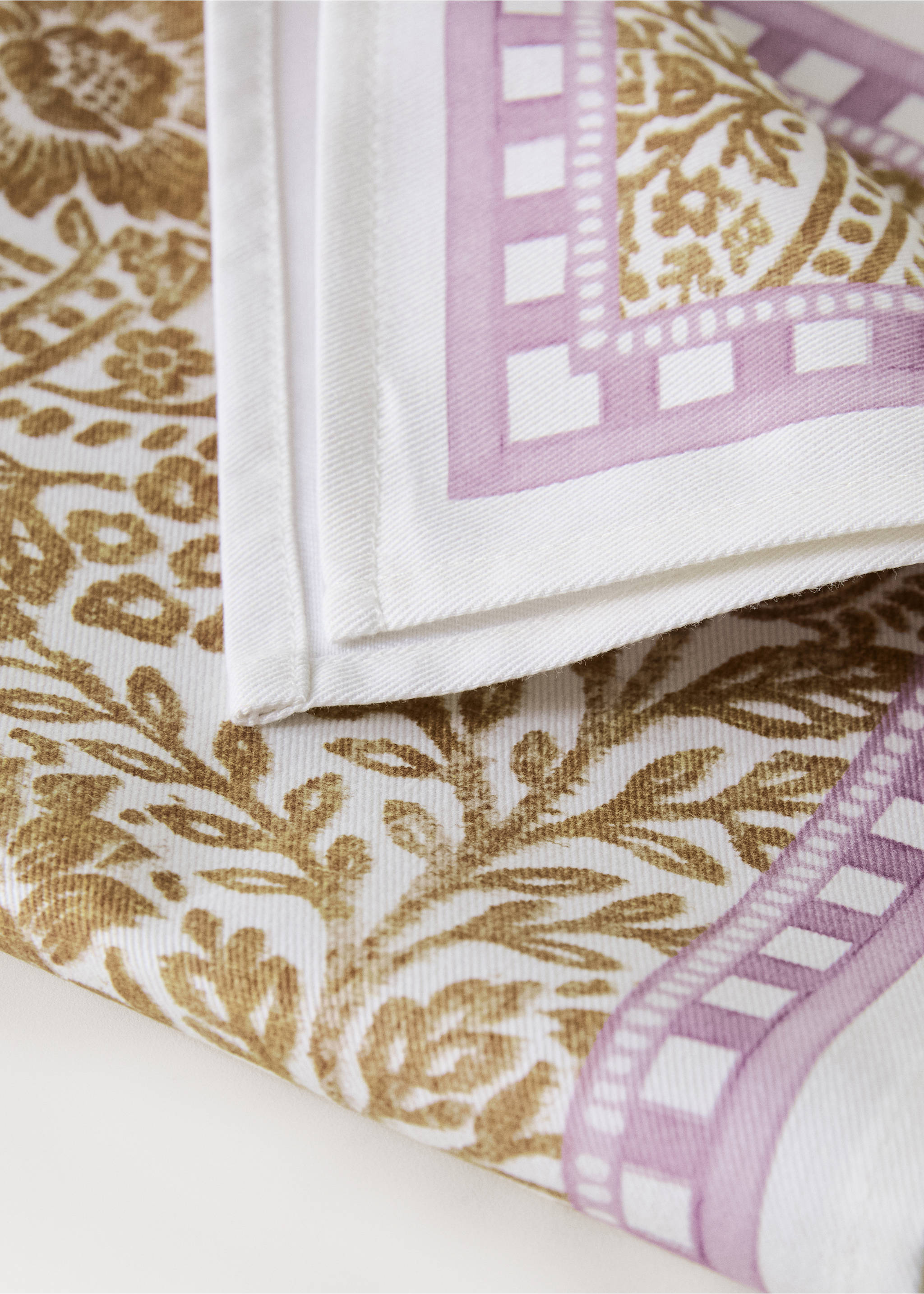 Baumwollservietten mit Streifen und floralen Motiven - Detail des Artikels 2, Gelb. Ref: 27051517-00.