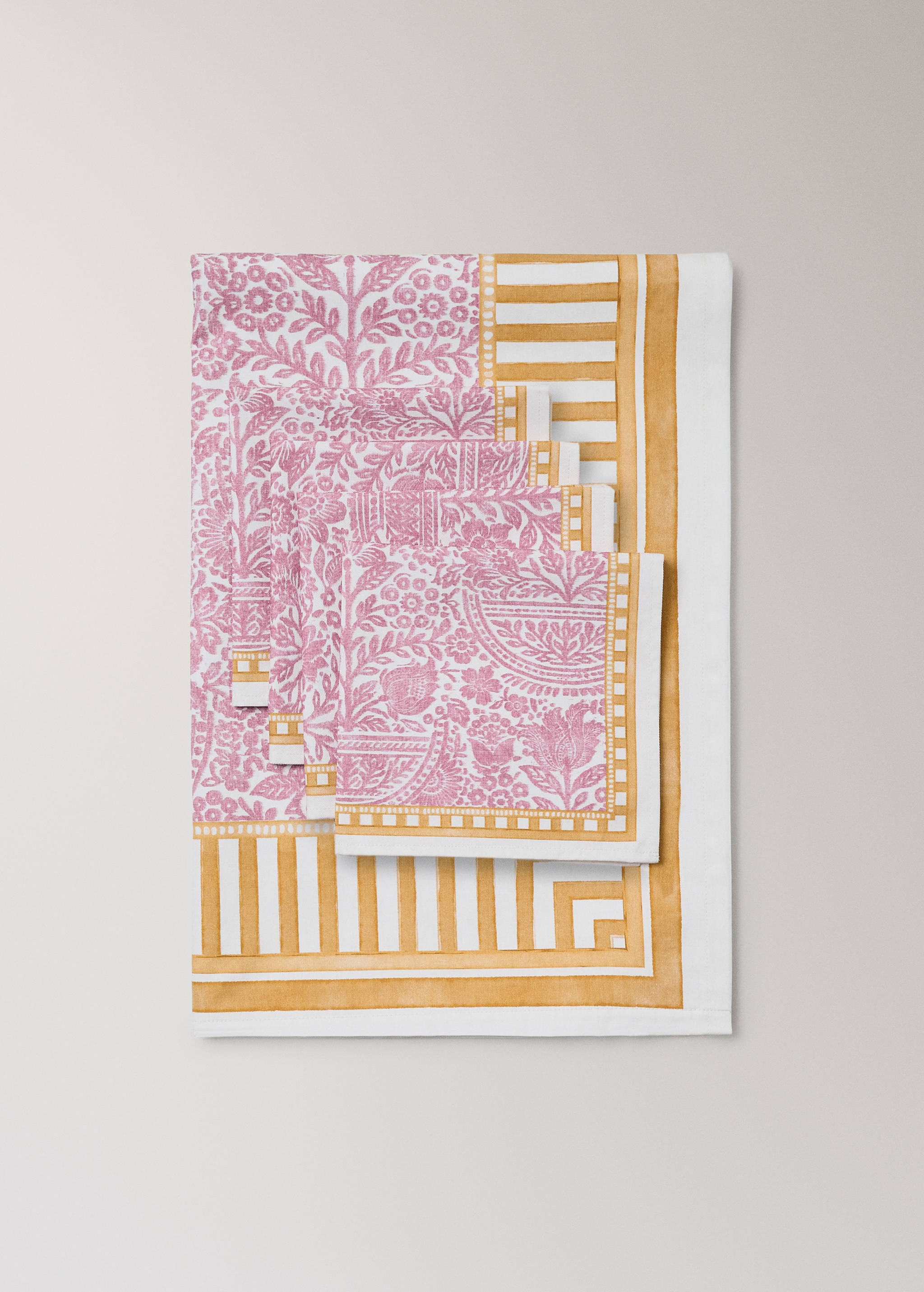 Cotton striped napkins with floral patterns - Details of the article 3