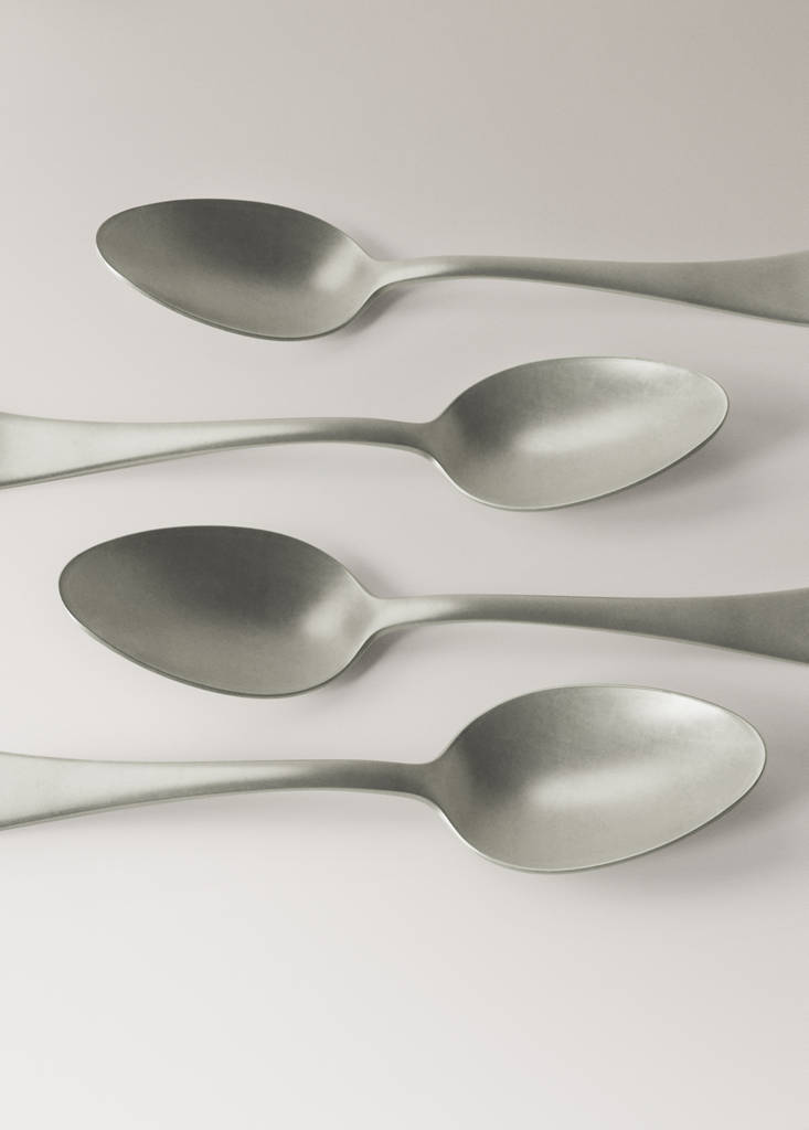 Set of 4 matte stainless steel dessert spoons — Grey