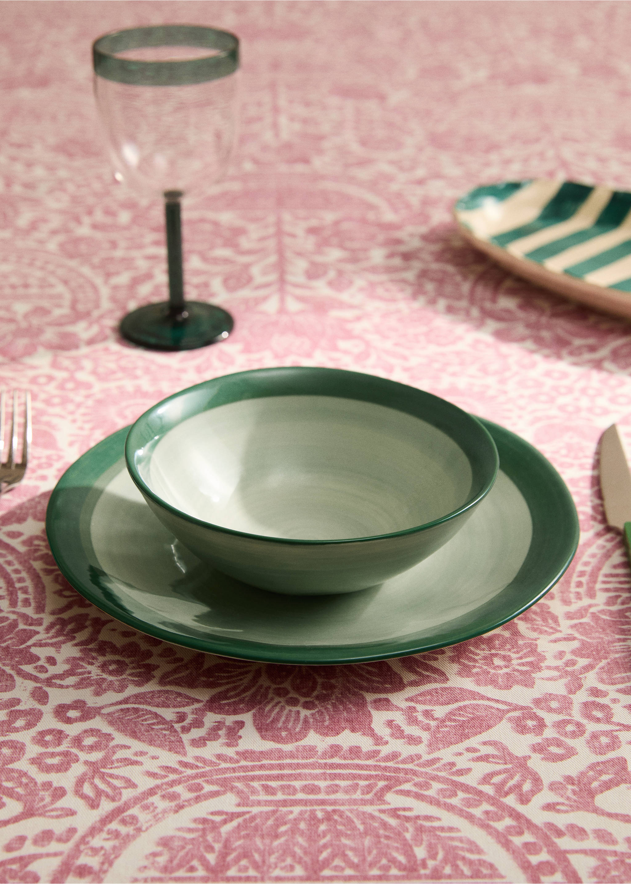 Schüssel aus Spin-Wash-Gres - Allgemeine Ansicht, Waldgrün. Ref: 27051524-00.