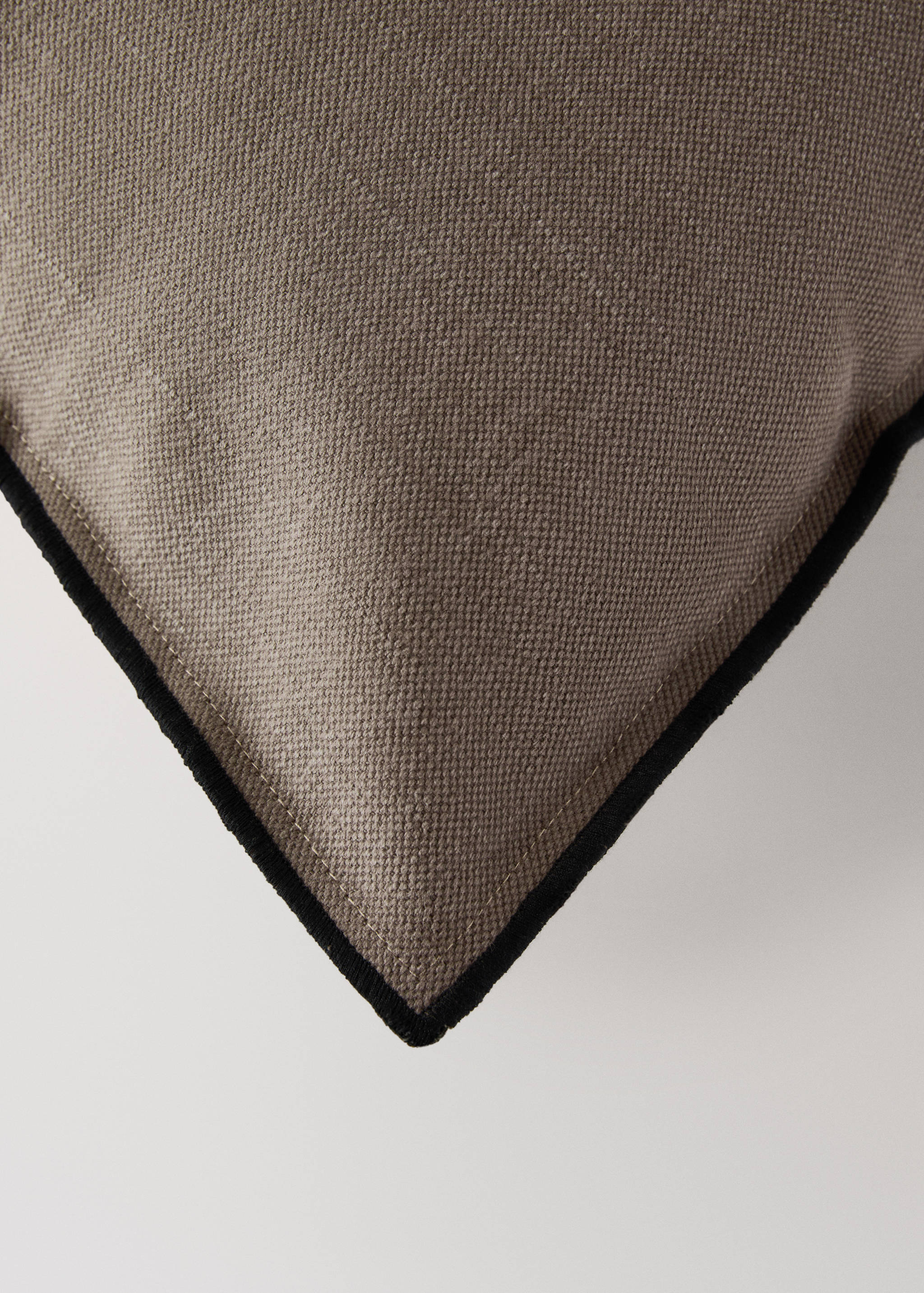 Linen cotton cushion cover with overlock tab 40x60 cm - Details of the article 1