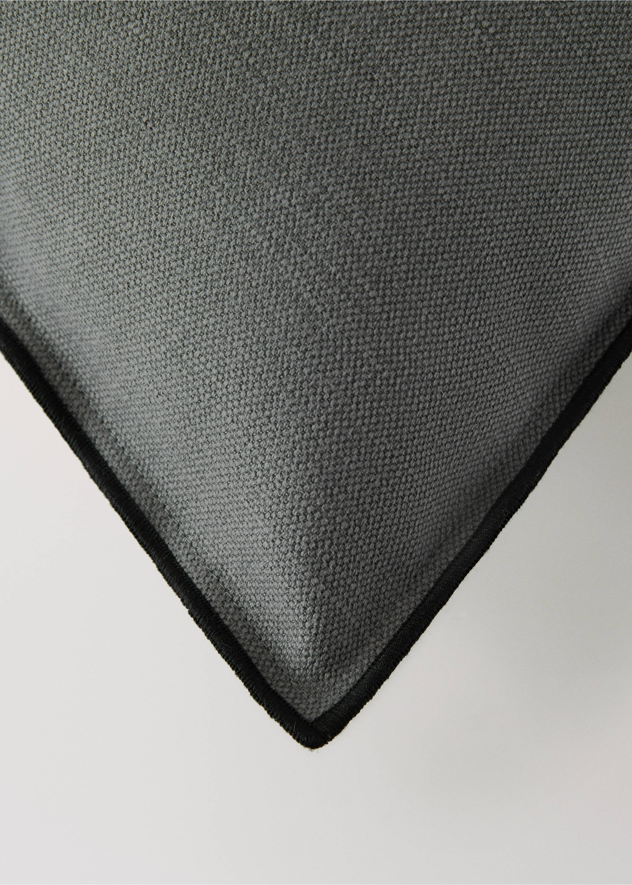 Linen cotton cushion cover with overlock tab 40x60 cm - Details of the article 1, Medium Heather Grey. Ref: 27051526-00.