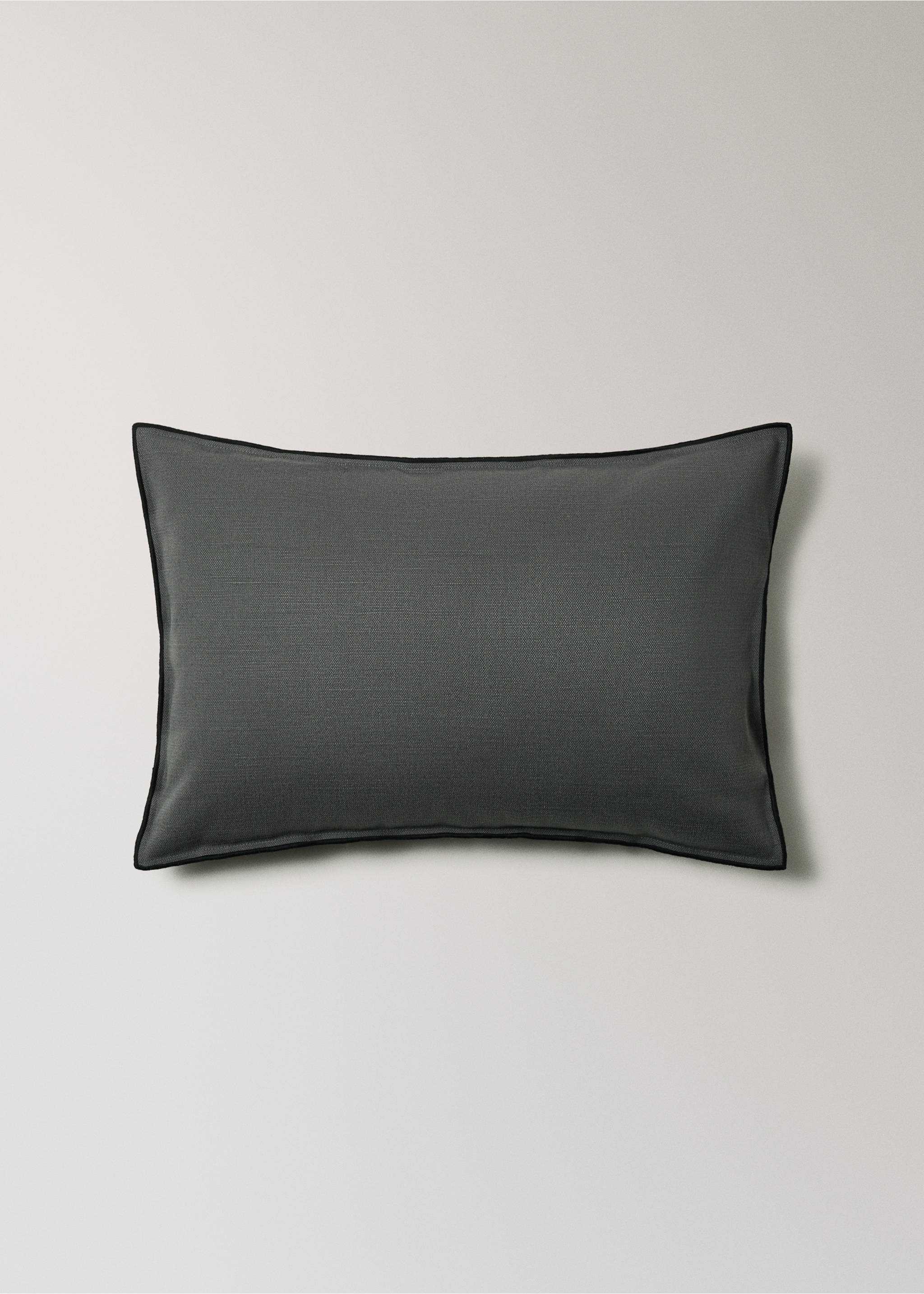 Linen cotton cushion cover with overlock tab 40x60 cm - Article without model, Medium Heather Grey. Ref: 27051526-00.