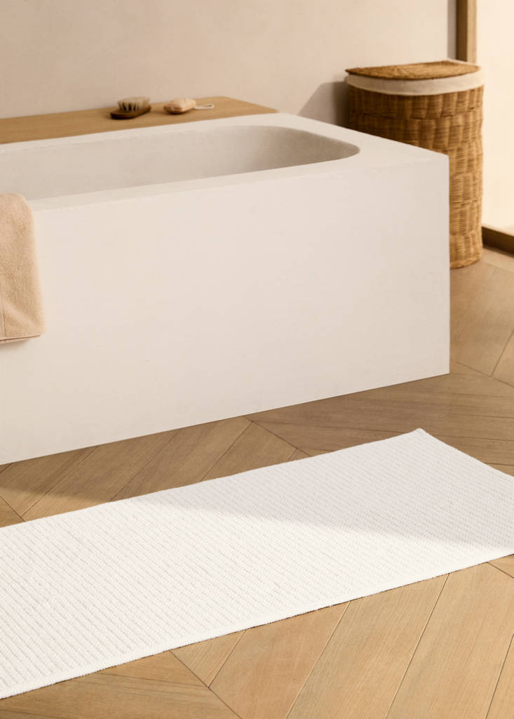 Reversible cotton woven bath mat — White