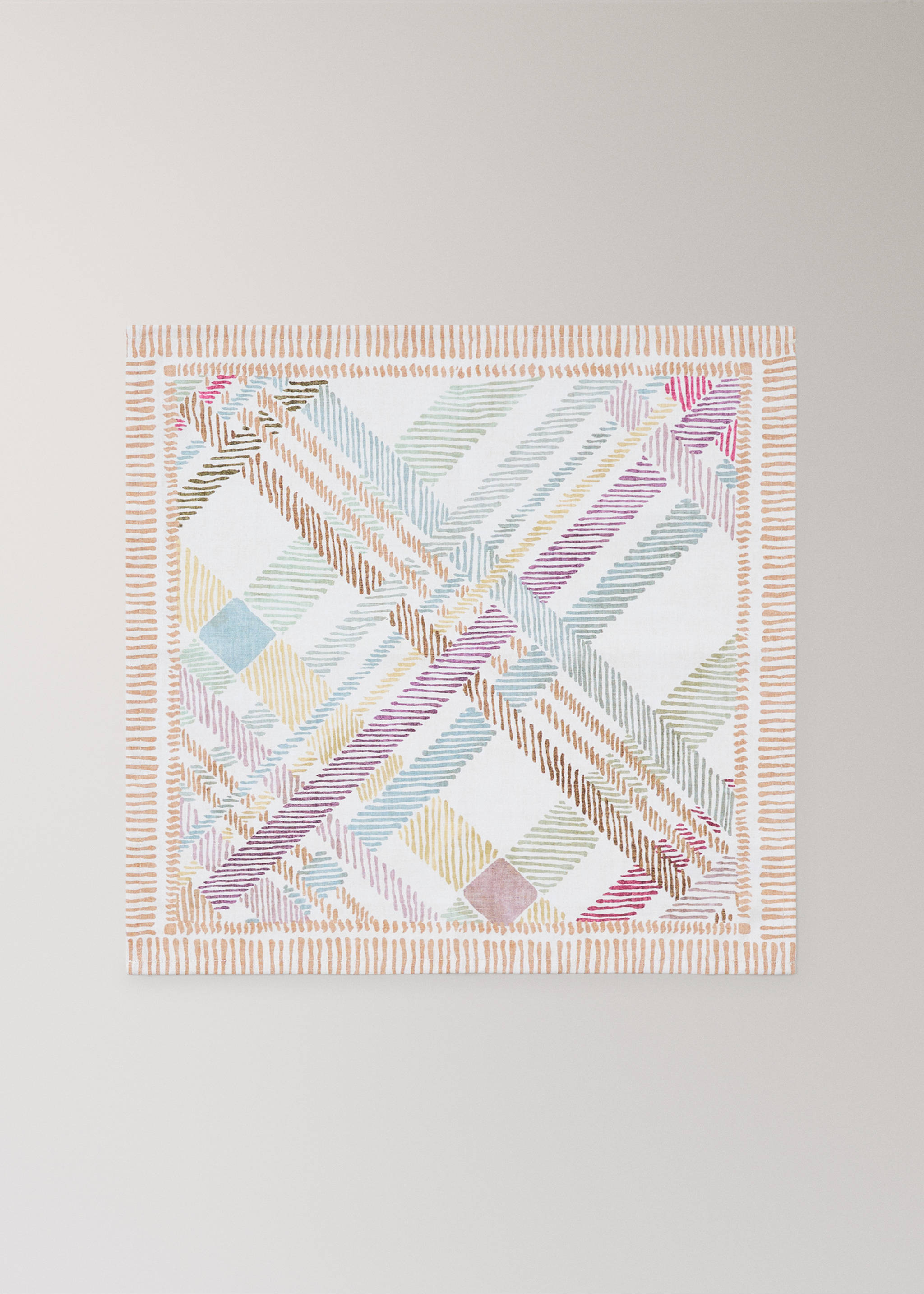 Mehrfarbige bedruckte Baumwollservietten - Artikel ohne Model, Lila. Ref: 27051532-00.